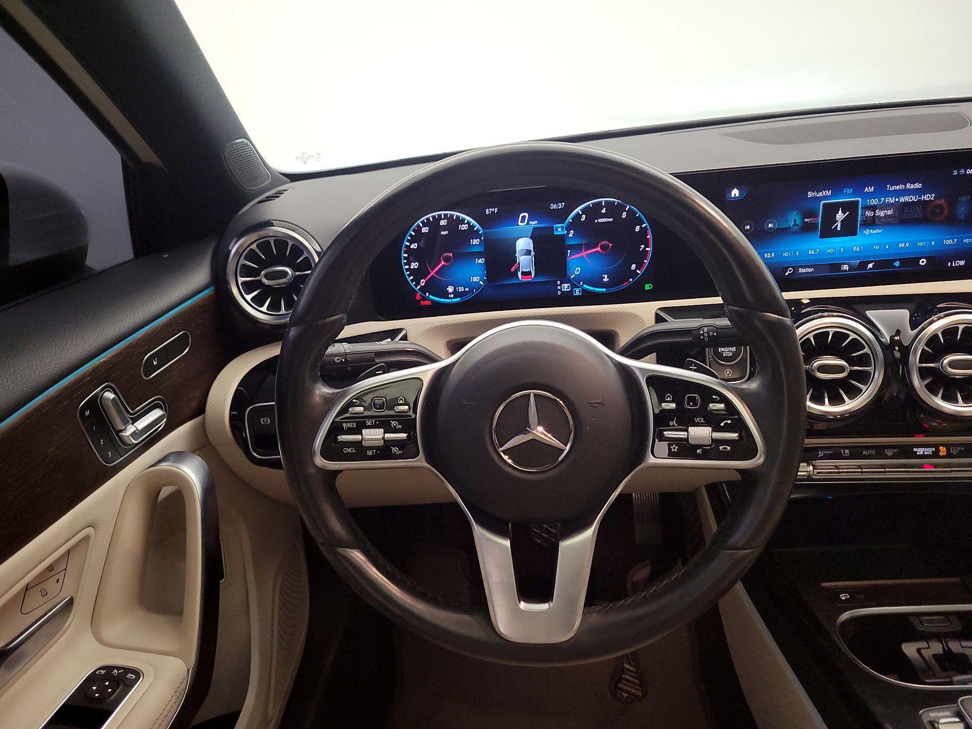 Thumbnail: 2021 Mercedes-Benz A-Class - 10