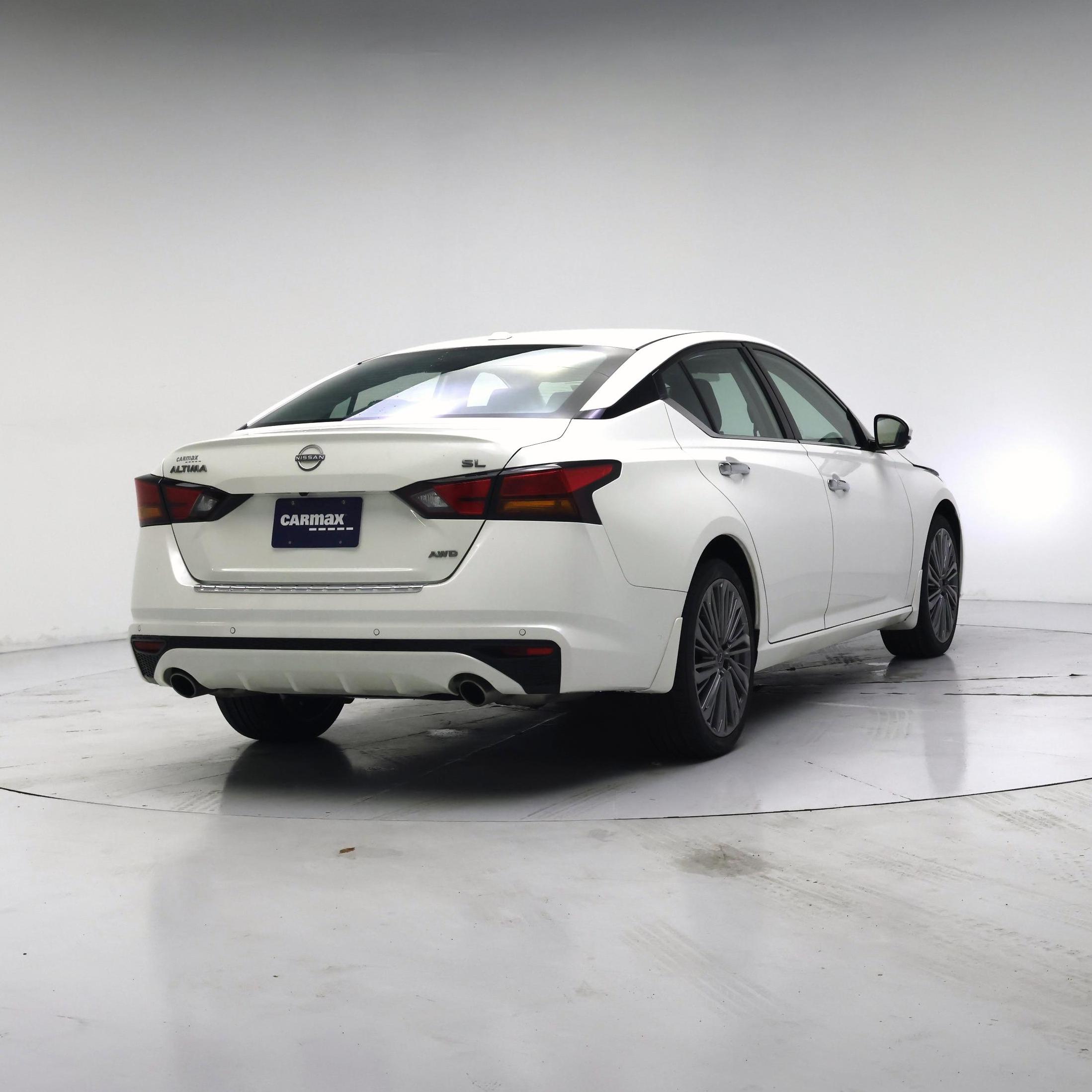 Thumbnail: 2023 Nissan Altima - 8