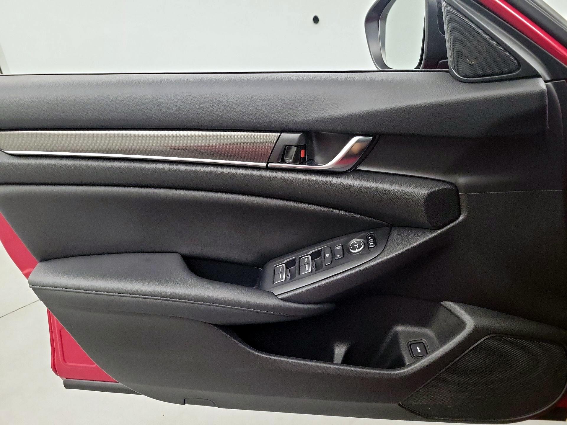 Thumbnail: 2021 Honda Accord - 12