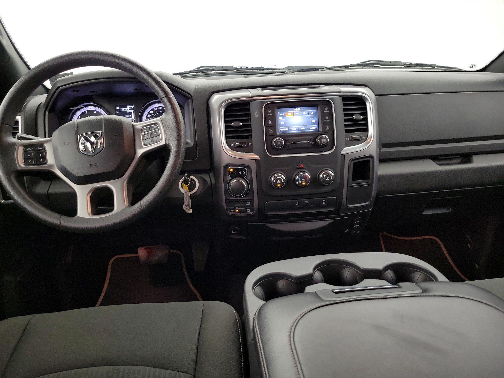 Thumbnail: 2022 RAM 1500 Classic - 9