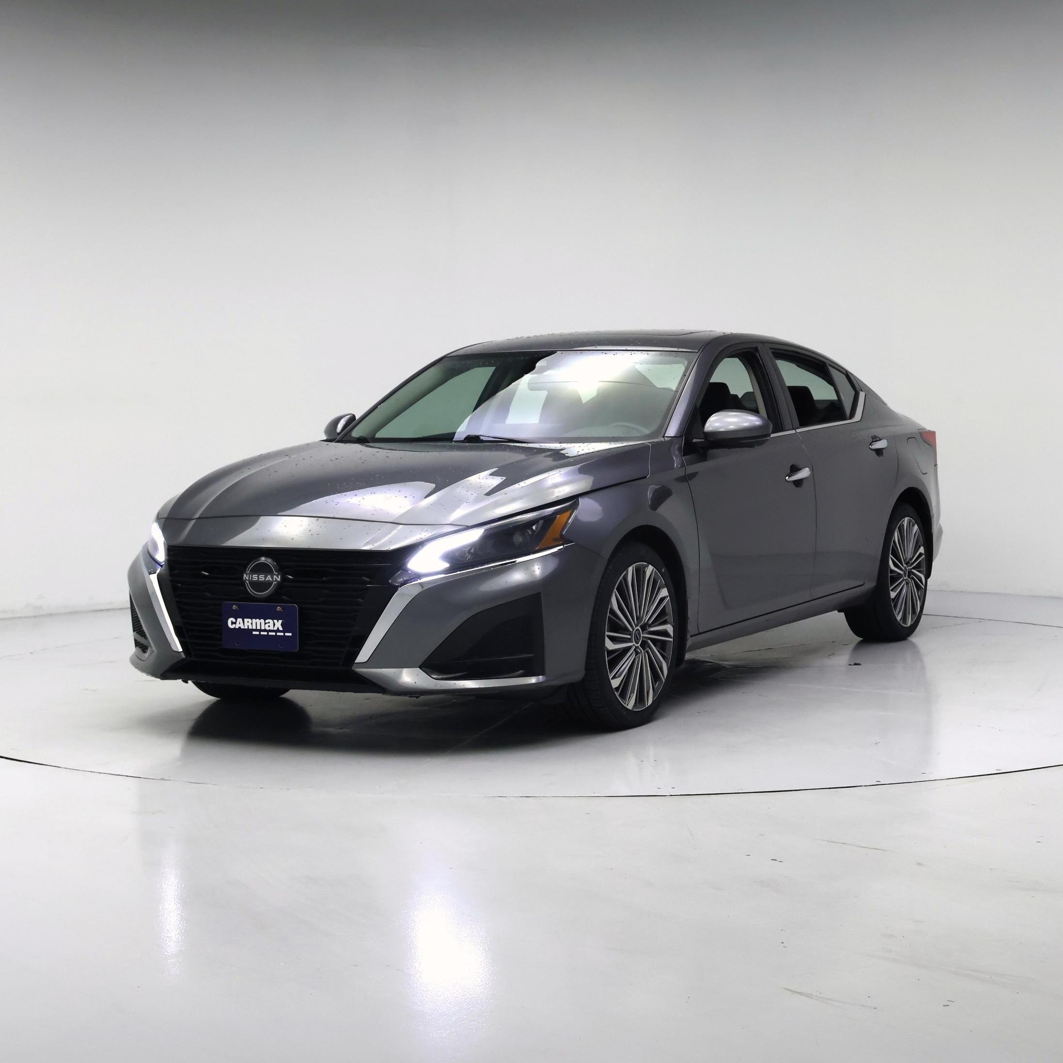Thumbnail: 2023 Nissan Altima - 4