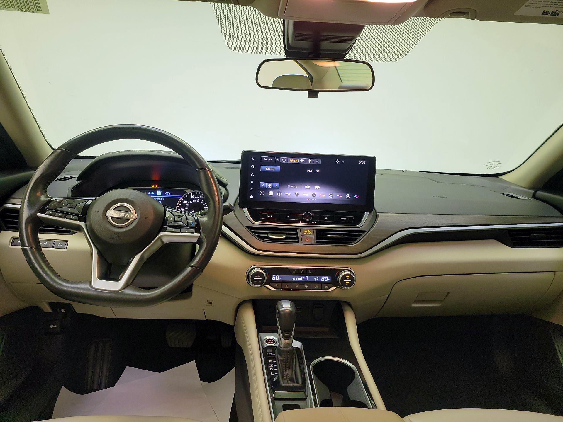 Thumbnail: 2023 Nissan Altima - 9