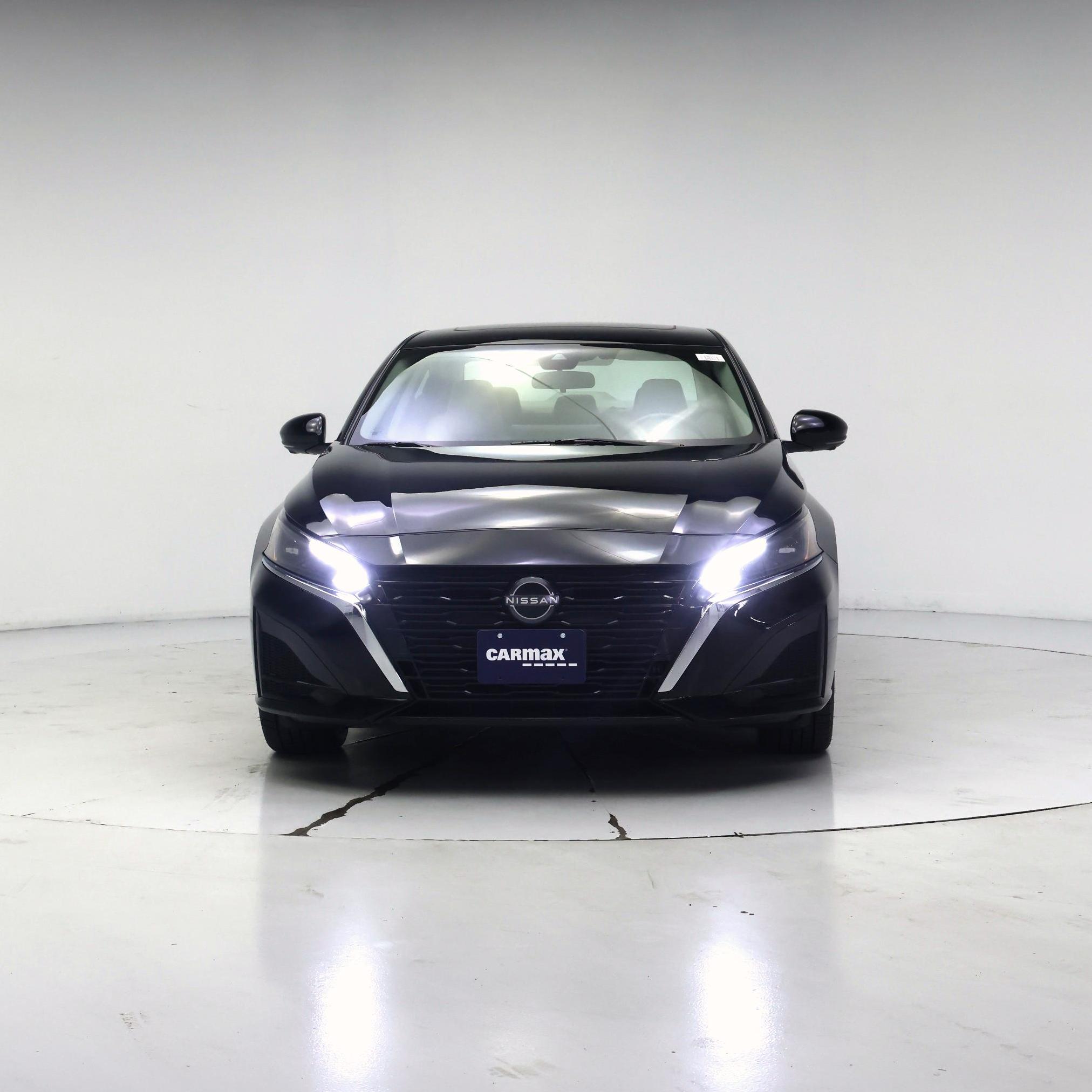 Thumbnail: 2023 Nissan Altima - 5