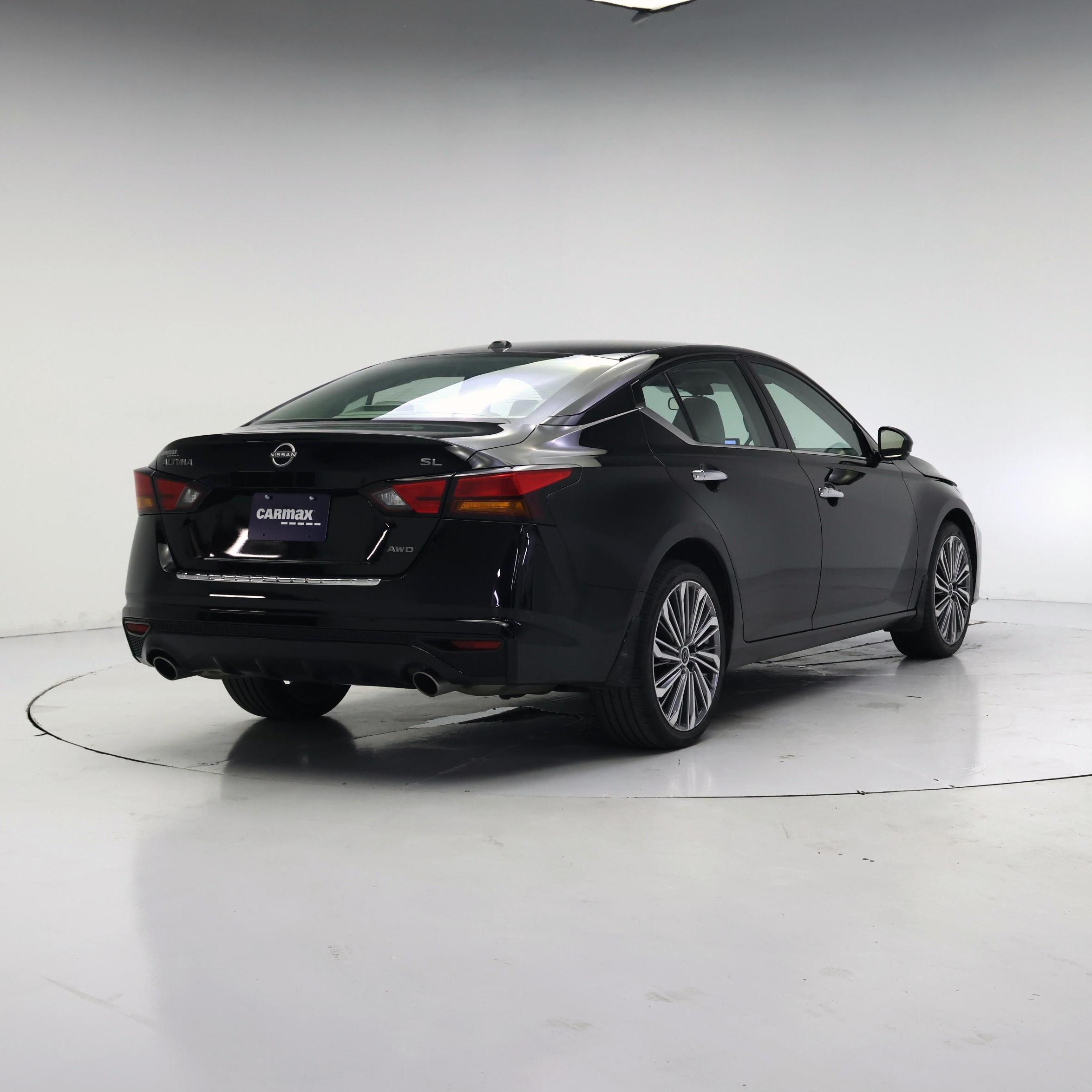 Thumbnail: 2023 Nissan Altima - 8