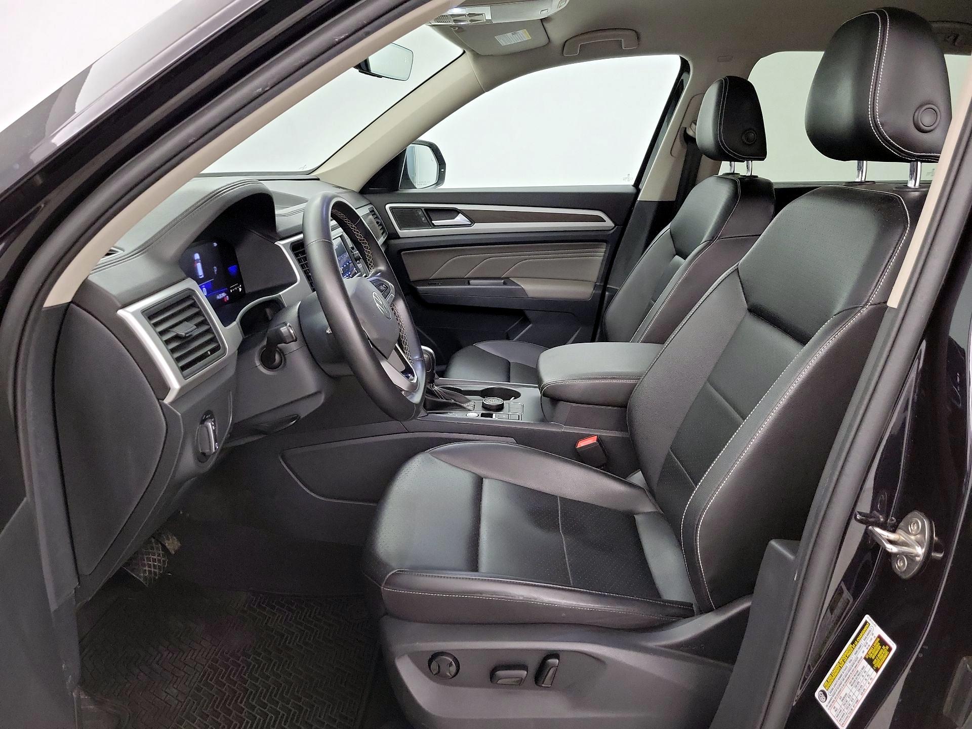 Thumbnail: 2022 Volkswagen Atlas - 11