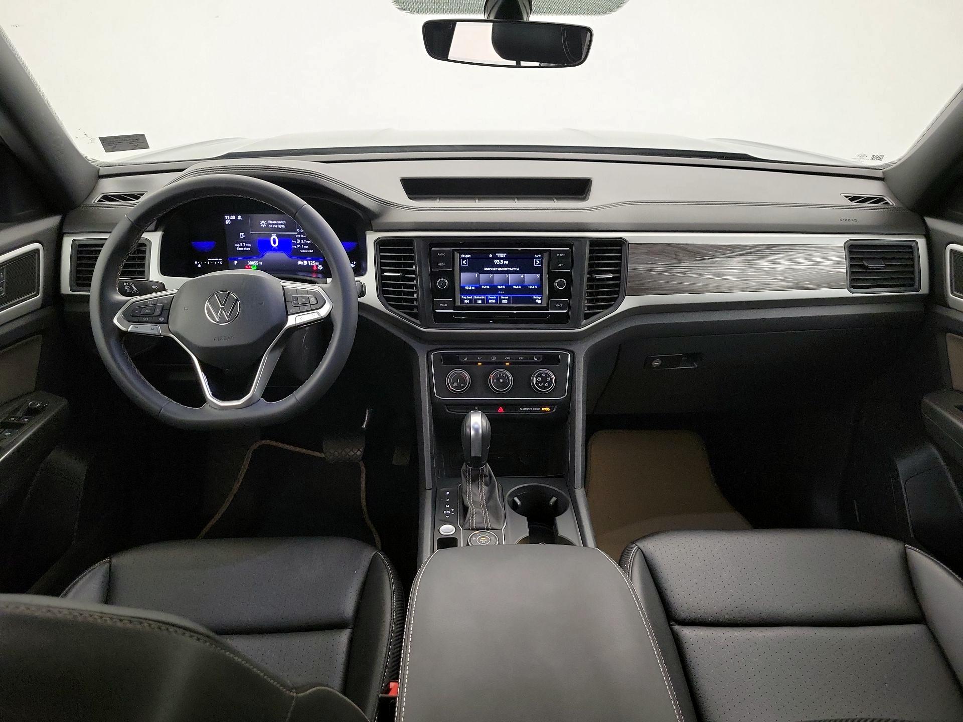 Thumbnail: 2023 Volkswagen Atlas - 9