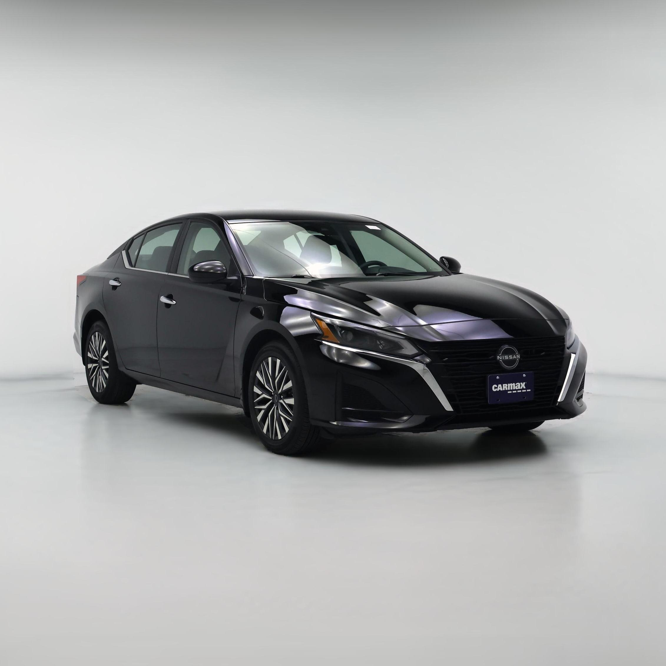 Thumbnail: 2023 Nissan Altima - 1