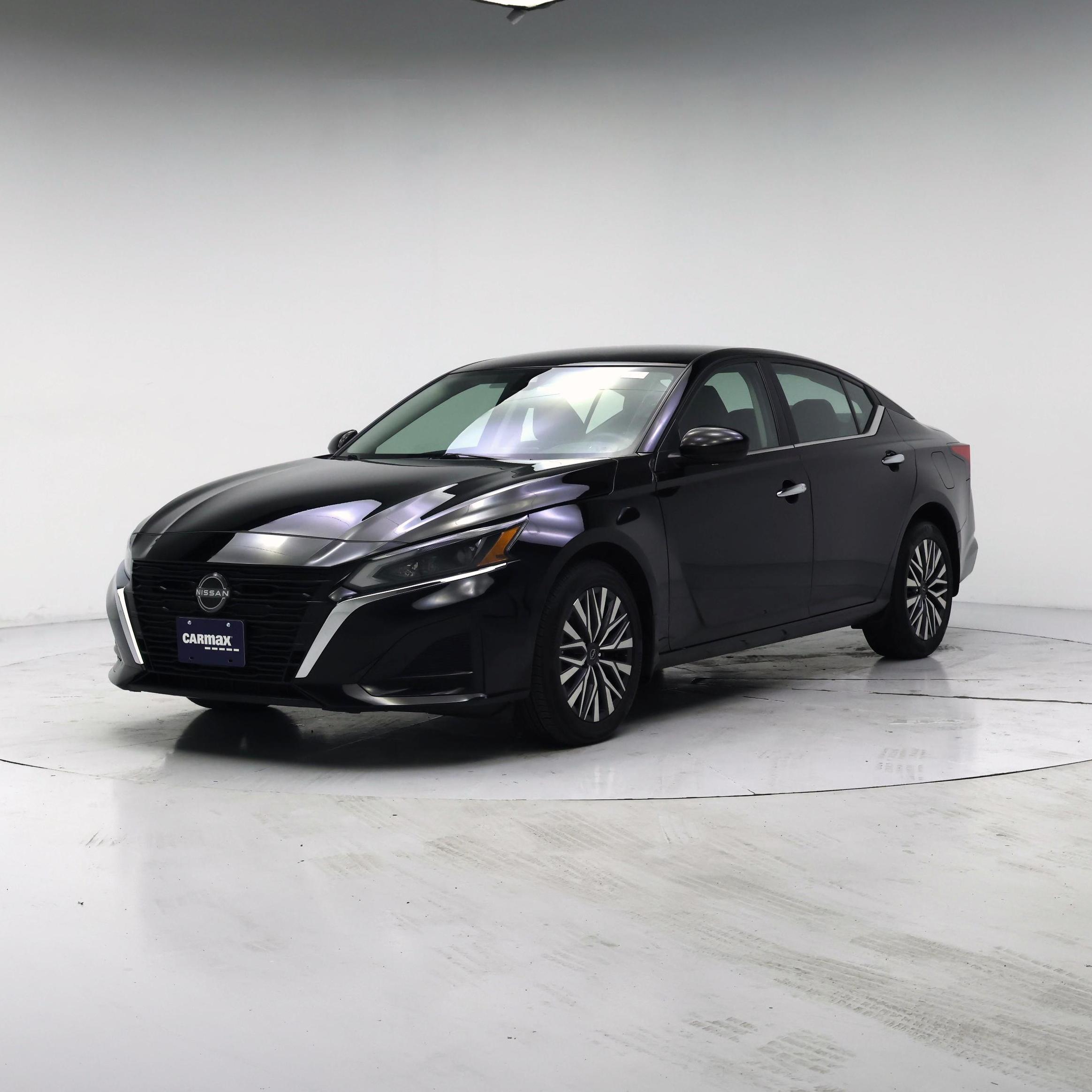 Thumbnail: 2023 Nissan Altima - 4