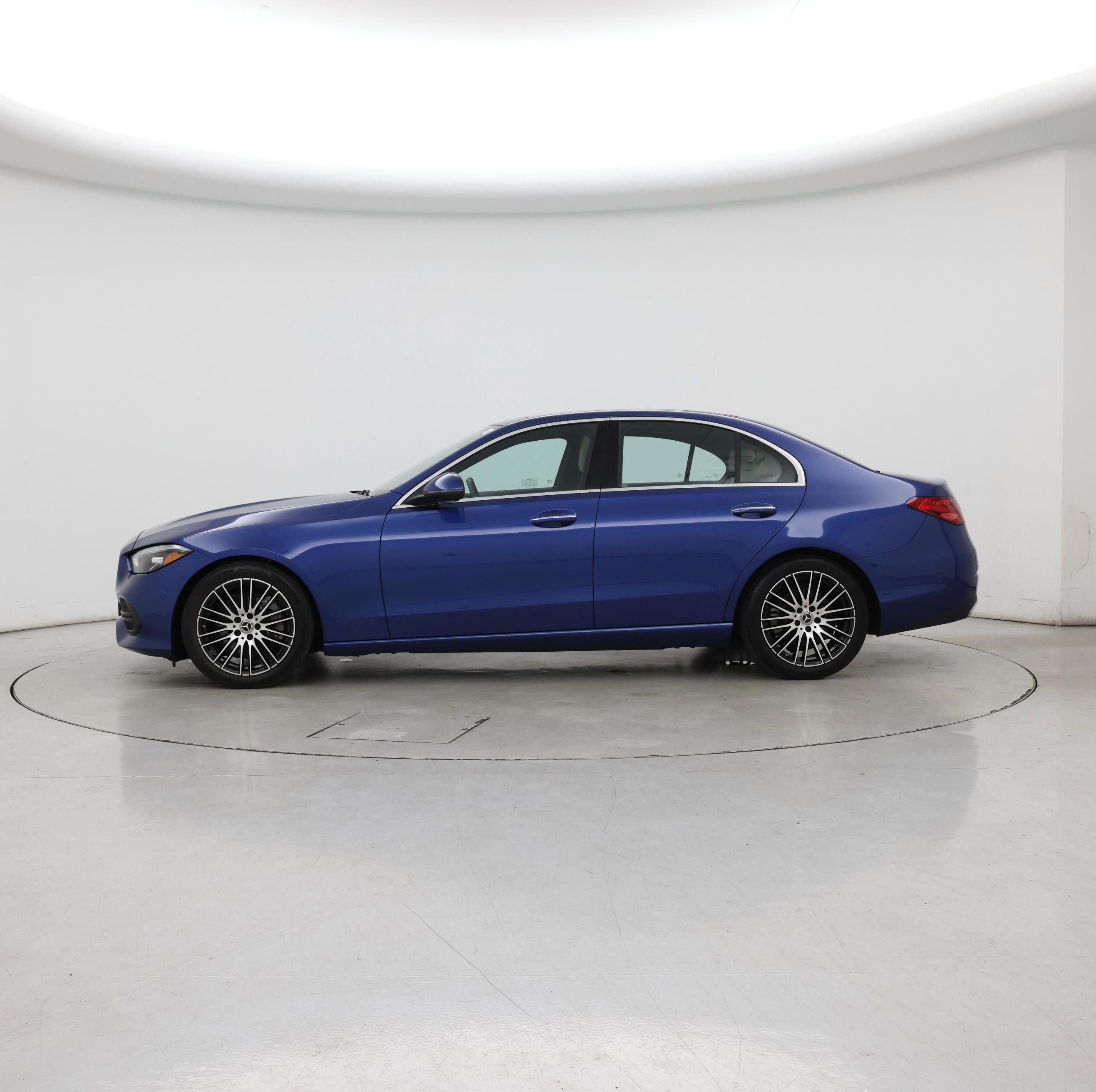 Thumbnail: 2024 Mercedes-Benz C-Class - 3
