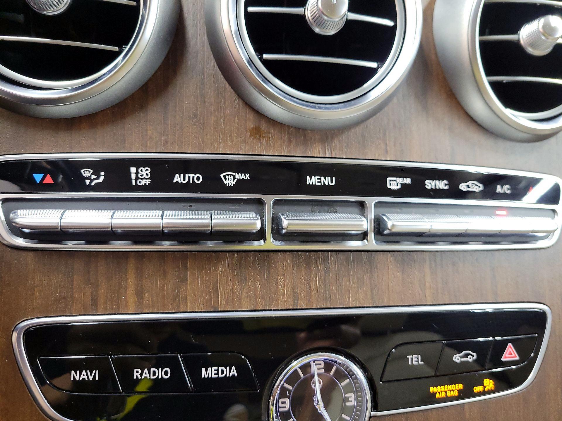Thumbnail: 2021 Mercedes-Benz C-Class - 17