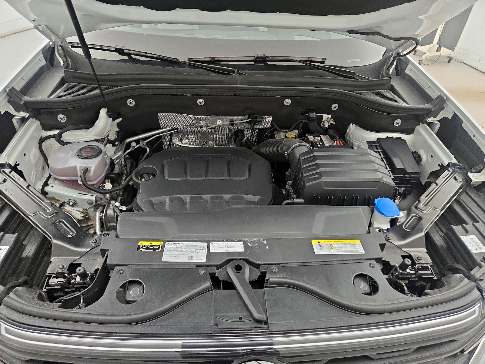 2024 Volkswagen Atlas SEL Premium R-Line - Photo 26