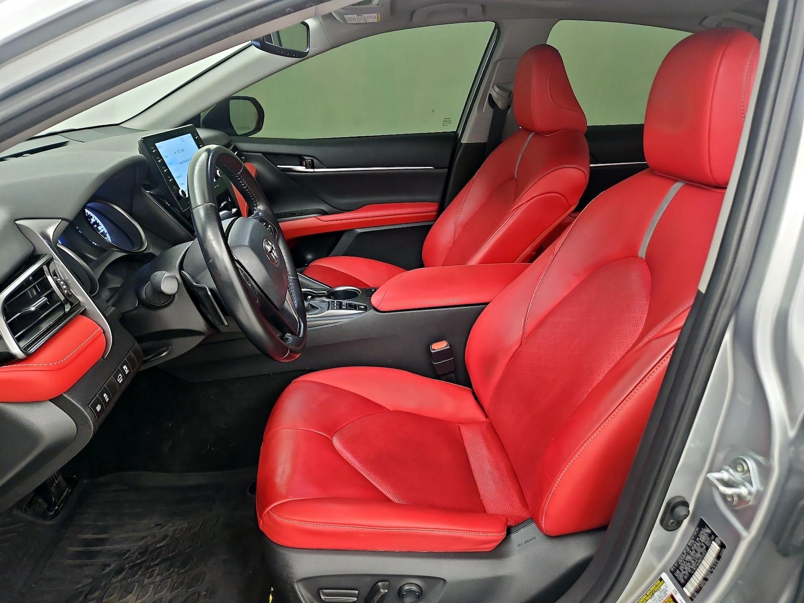 2021 Toyota Camry XSE - Photo 12
