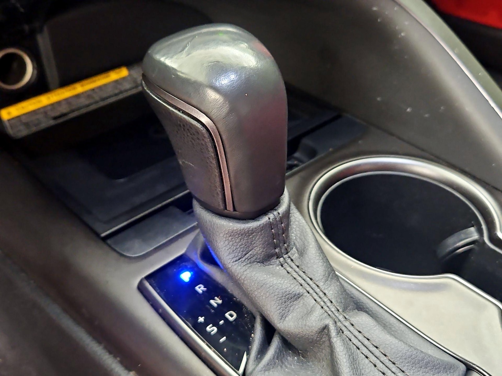 2021 Toyota Camry XSE - Photo 18