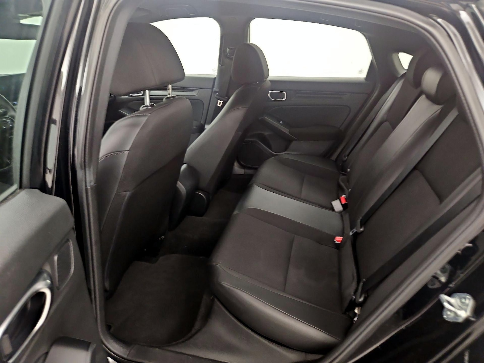 2025 Honda Civic Hatchback Sport - Photo 20
