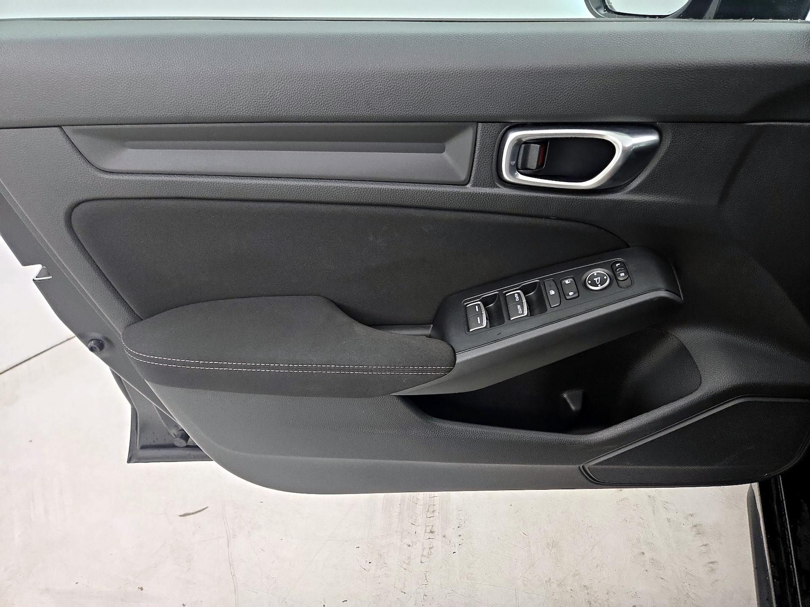 2024 Honda Civic Hatchback Sport - Photo 13