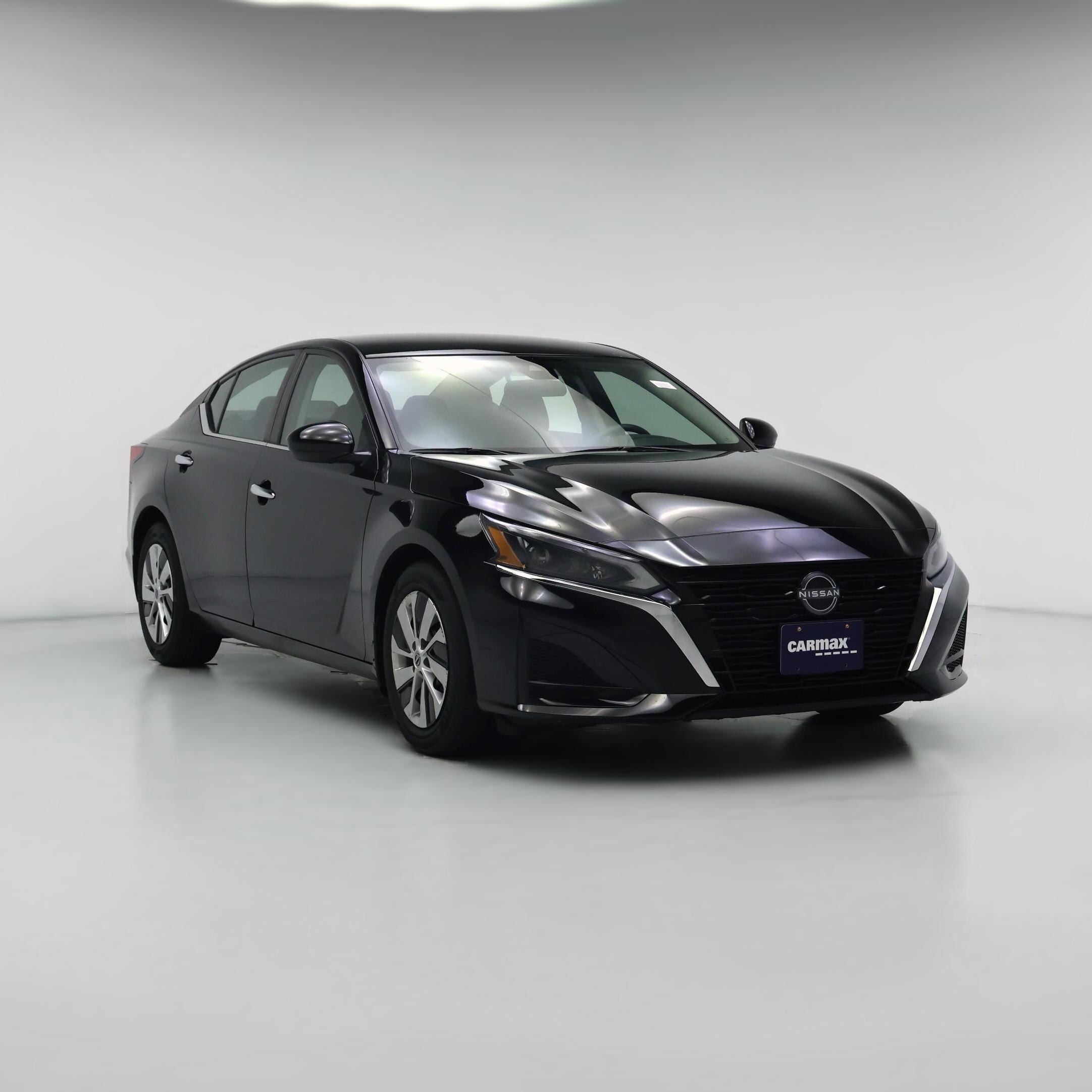 Thumbnail: 2023 Nissan Altima - 1