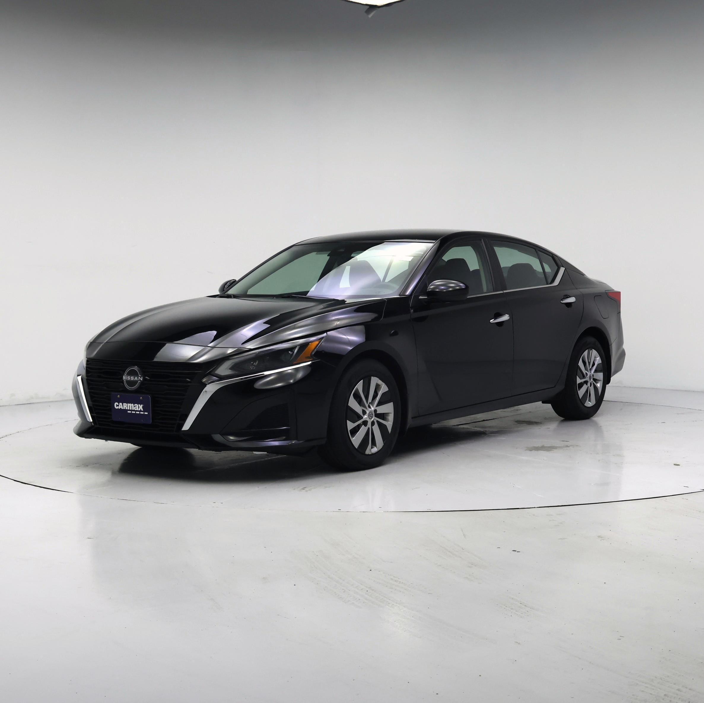 Thumbnail: 2023 Nissan Altima - 4