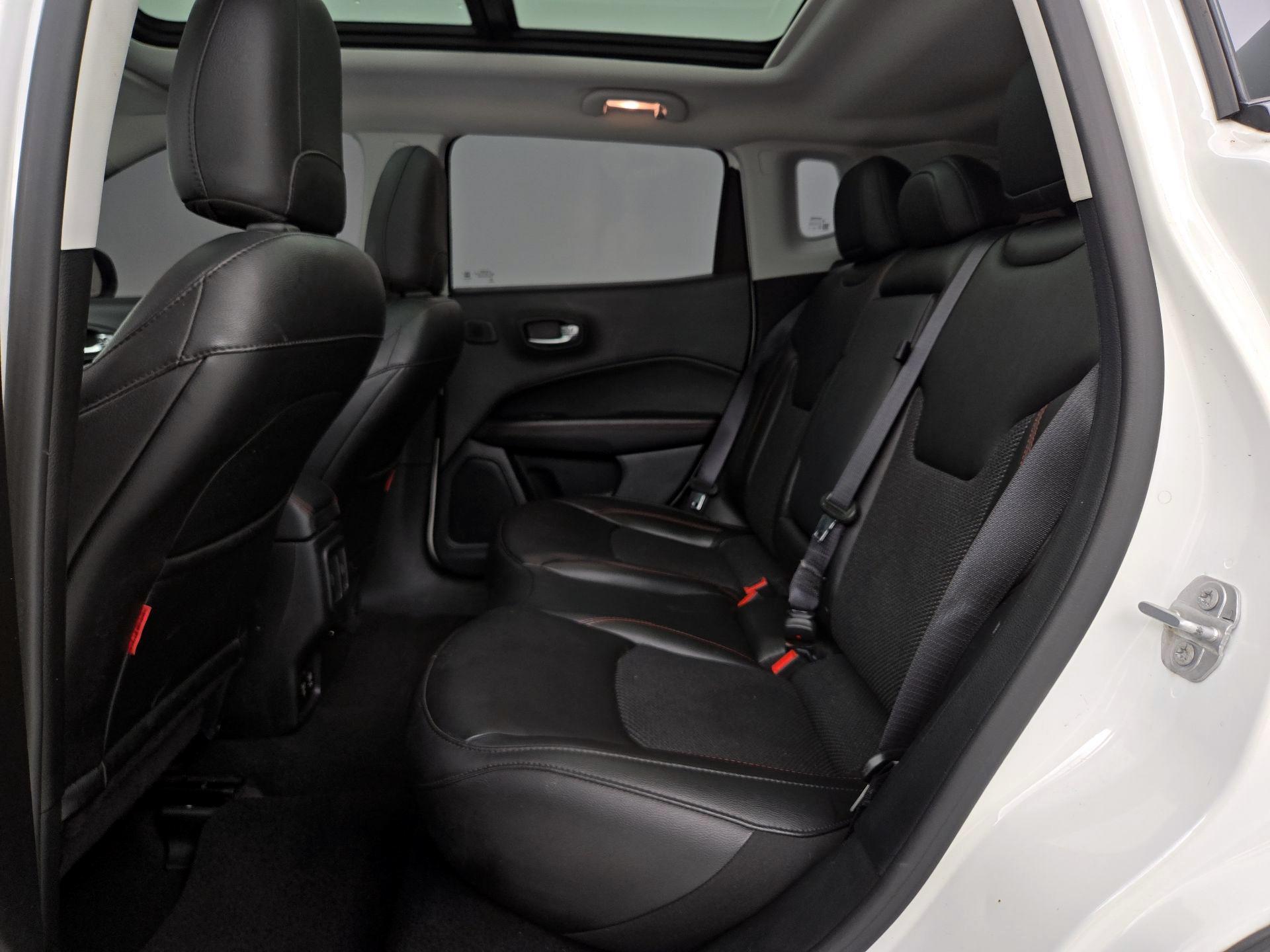 Thumbnail: 2021 Jeep Compass - 20
