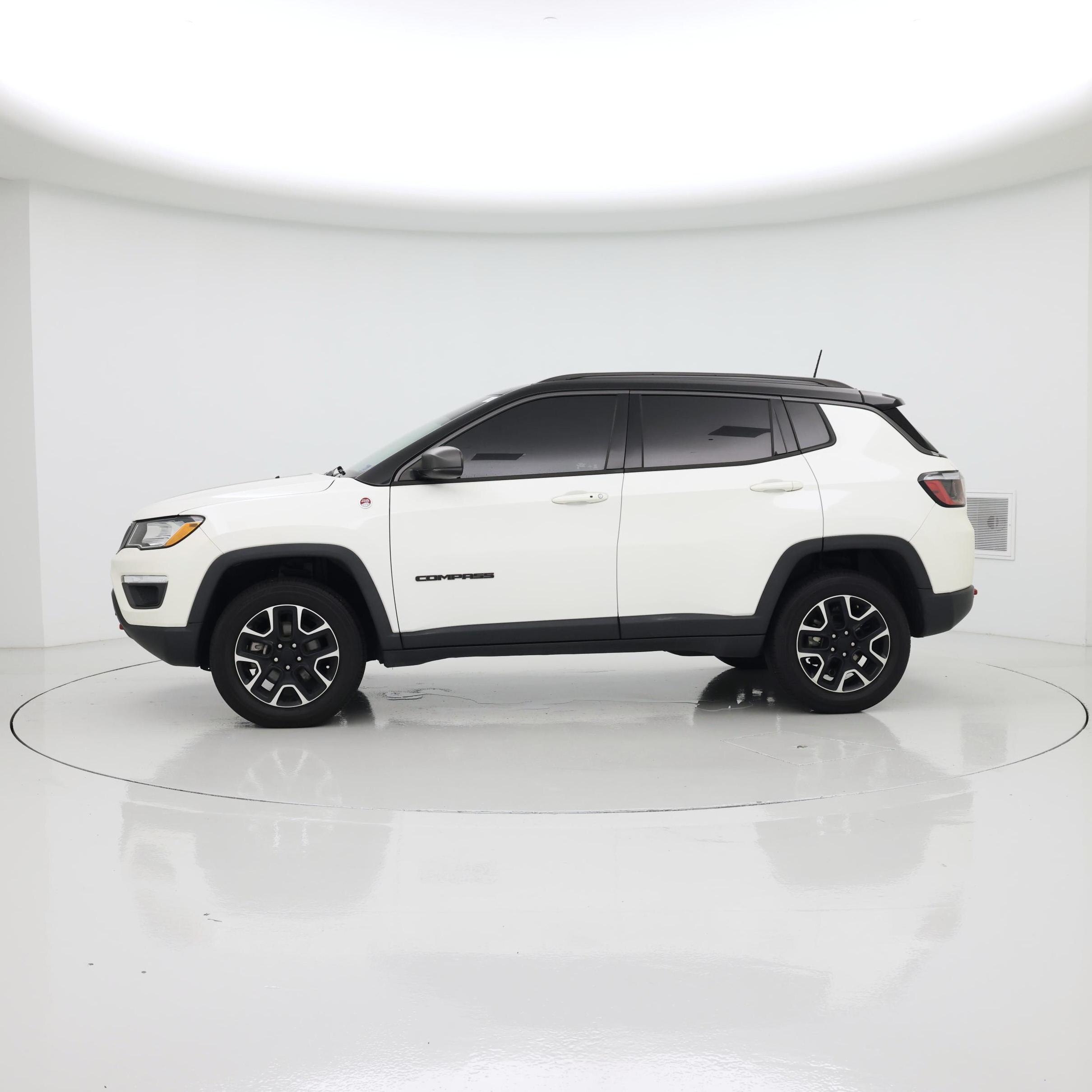 Thumbnail: 2021 Jeep Compass - 3