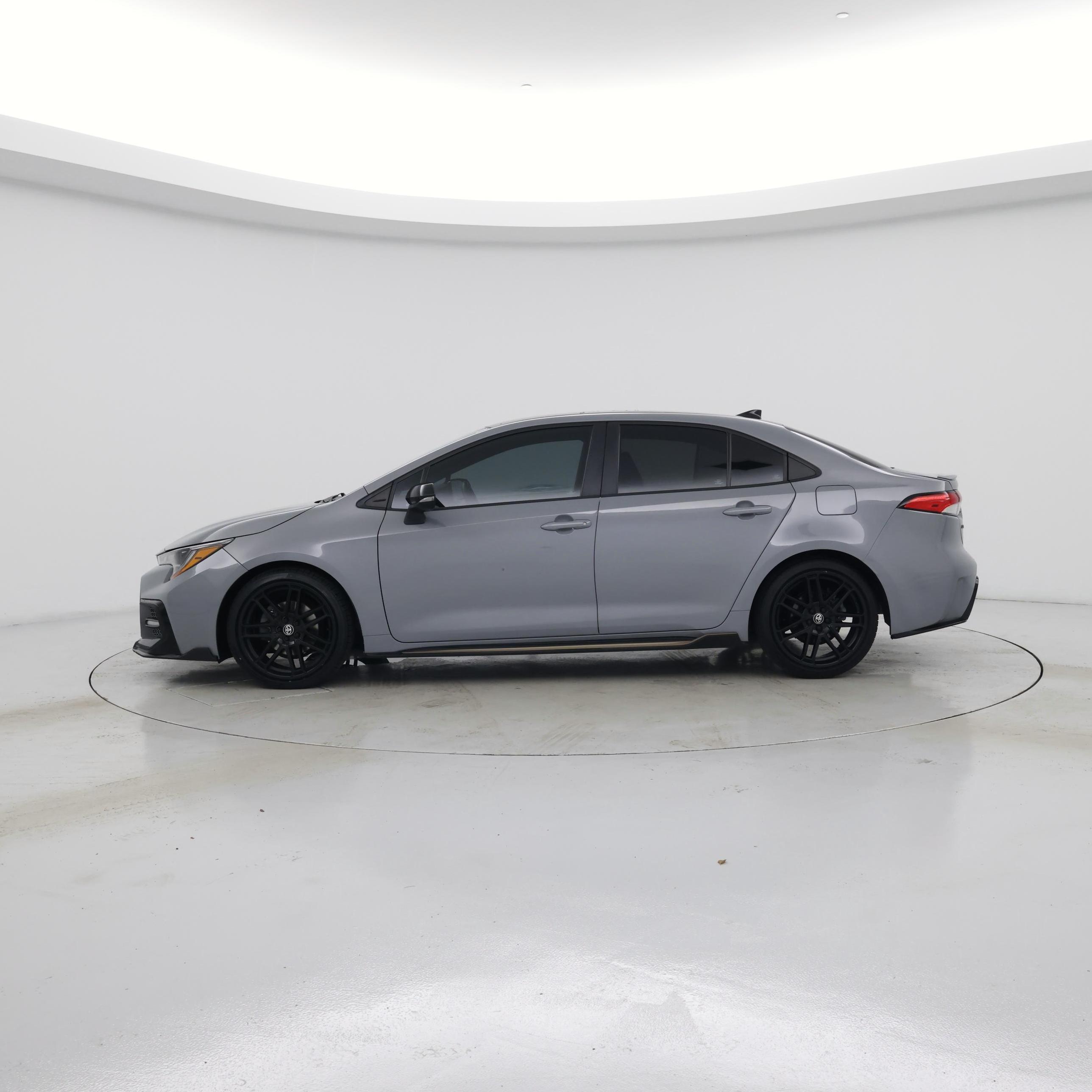 Thumbnail: 2022 Toyota Corolla - 3