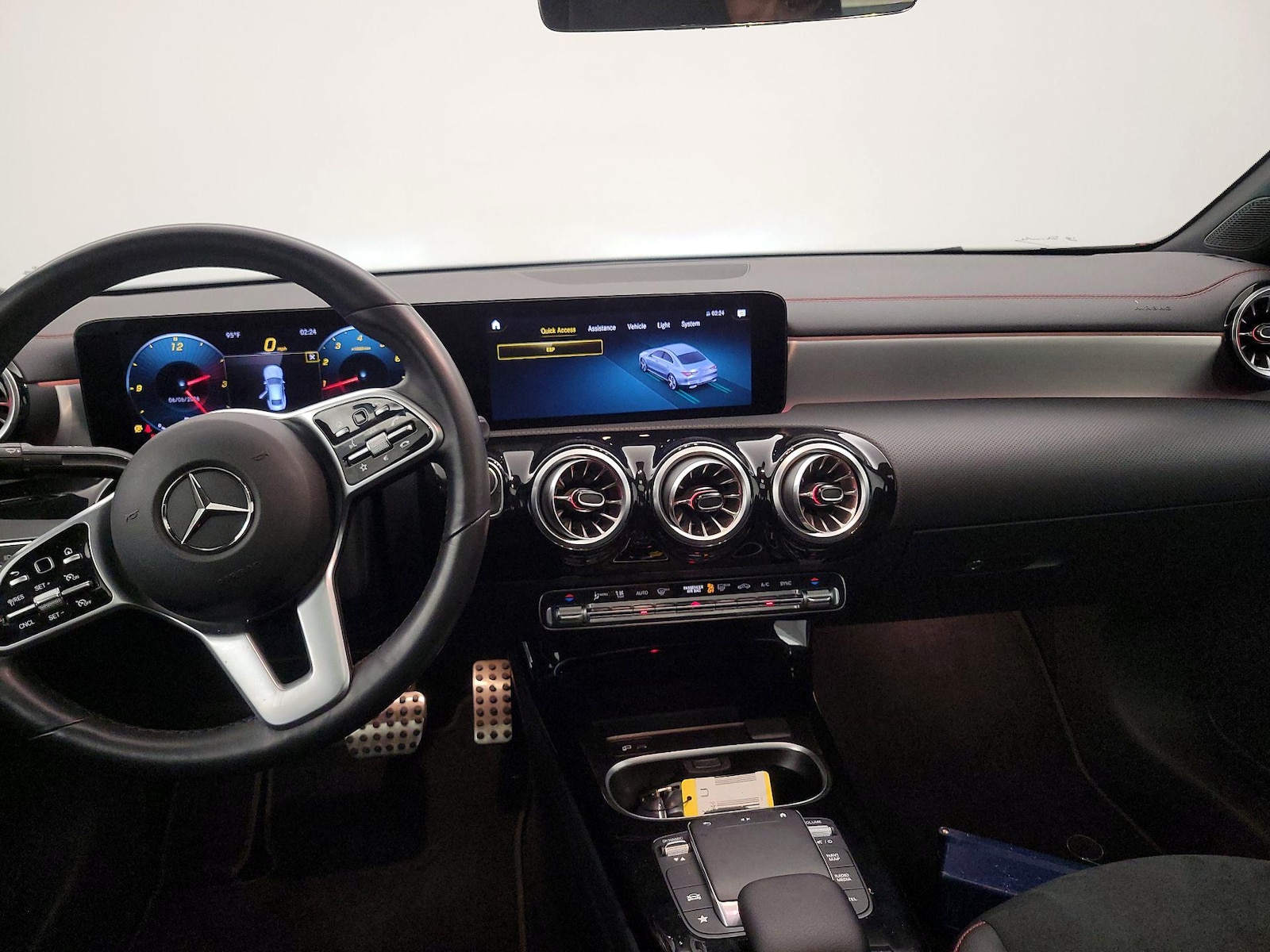 2022 Mercedes-Benz CLA CLA250 - Photo 10