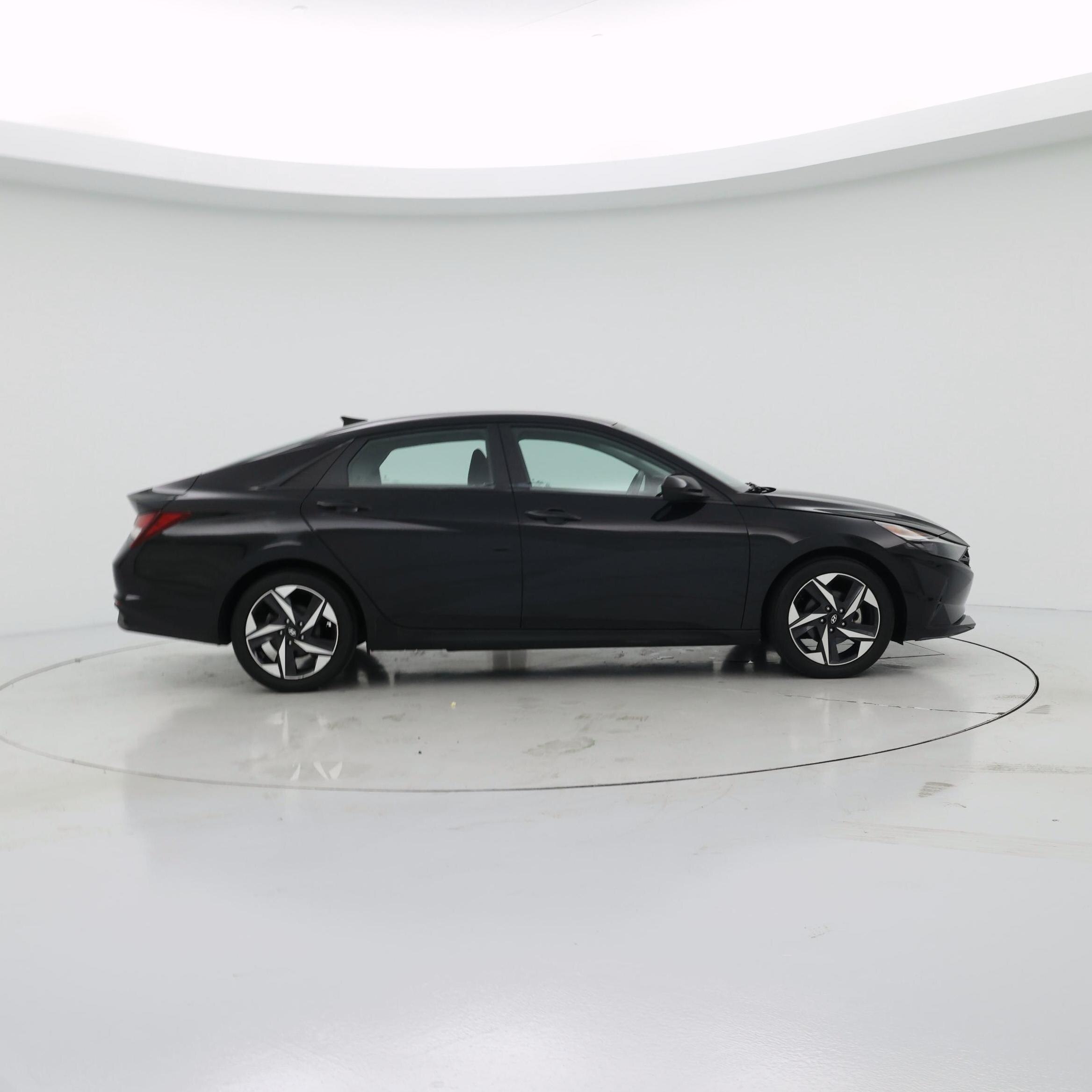 Thumbnail: 2023 Hyundai Elantra - 7