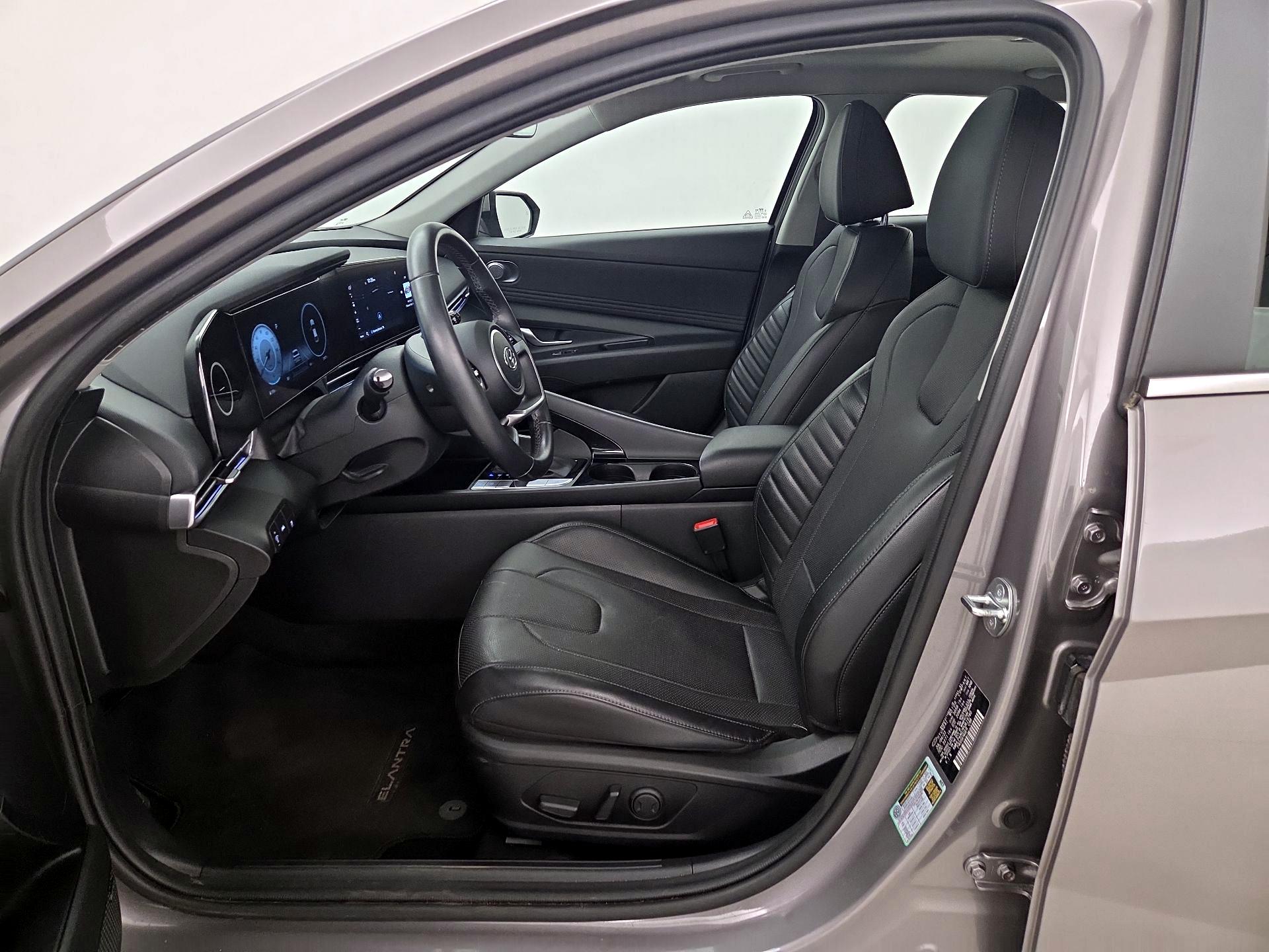 Thumbnail: 2023 Hyundai Elantra - 11
