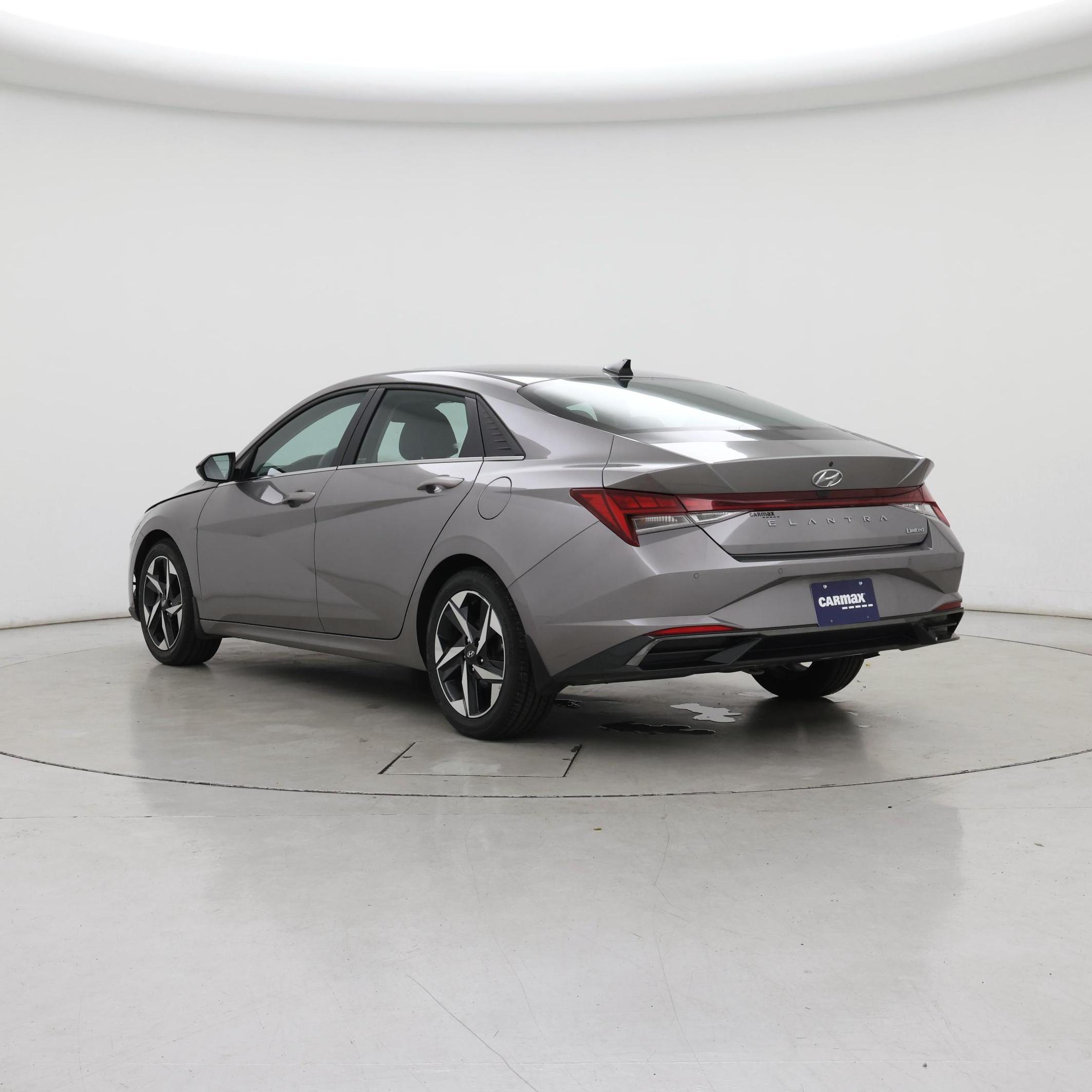 Thumbnail: 2023 Hyundai Elantra - 2
