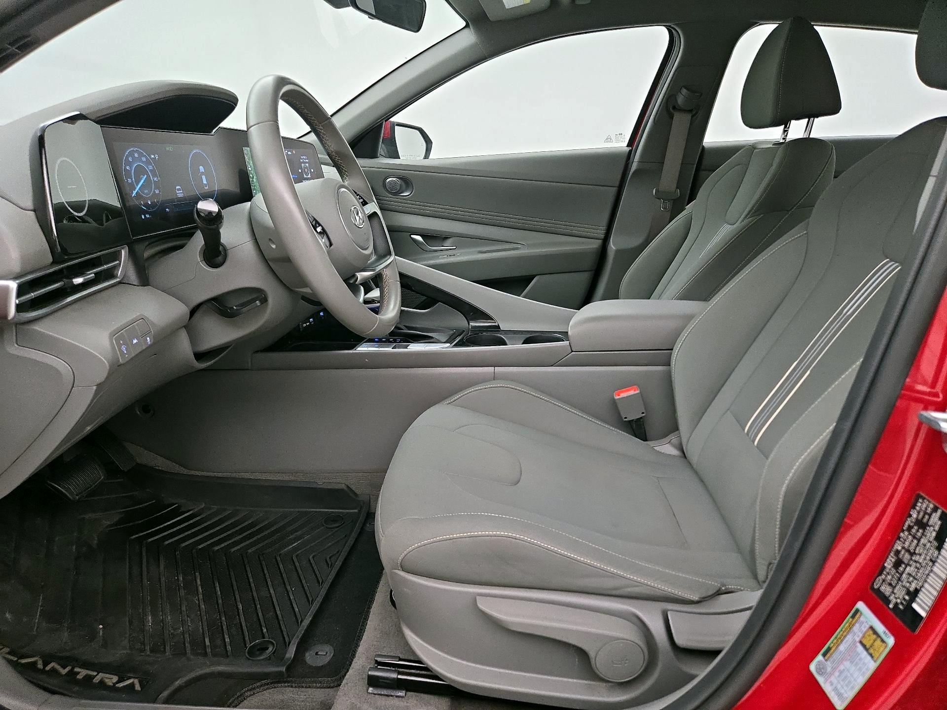 Thumbnail: 2023 Hyundai Elantra - 11