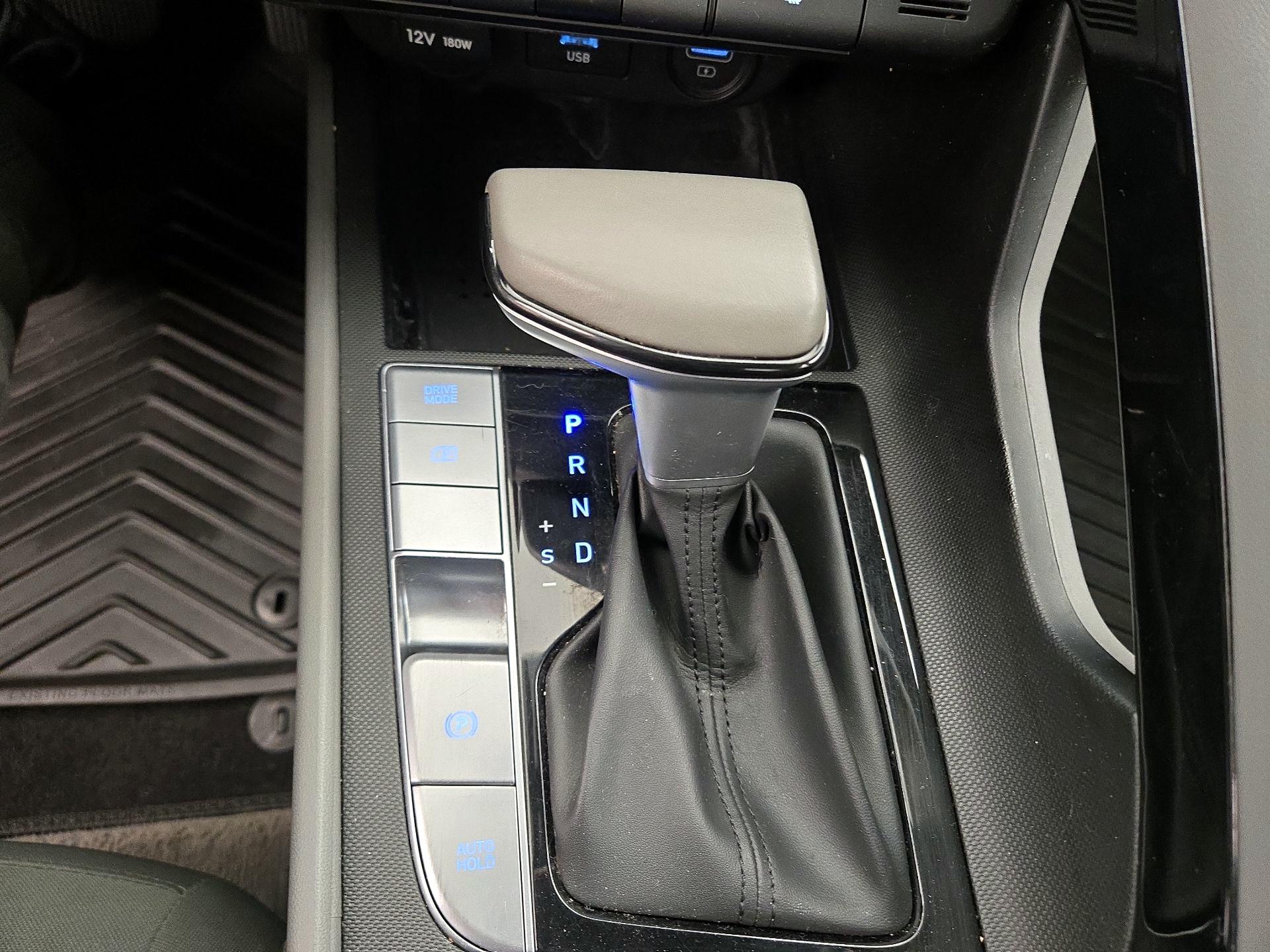 Thumbnail: 2023 Hyundai Elantra - 18