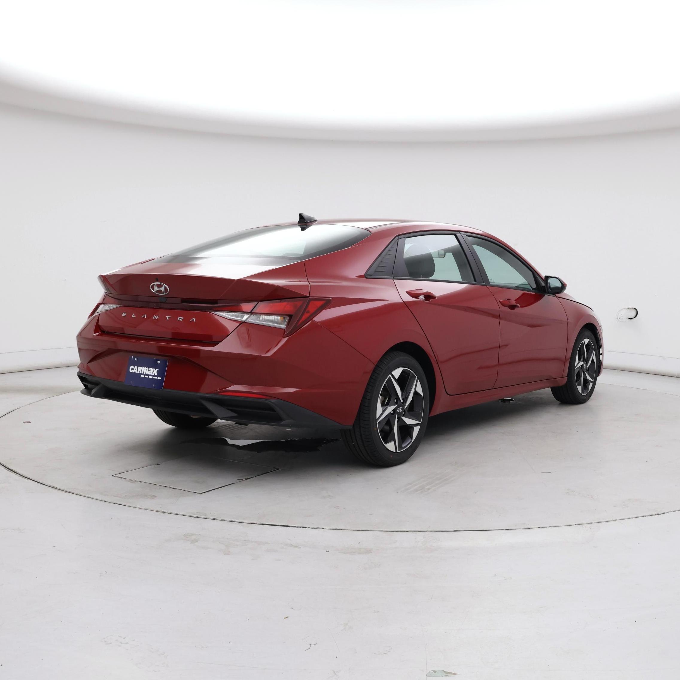 Thumbnail: 2023 Hyundai Elantra - 8