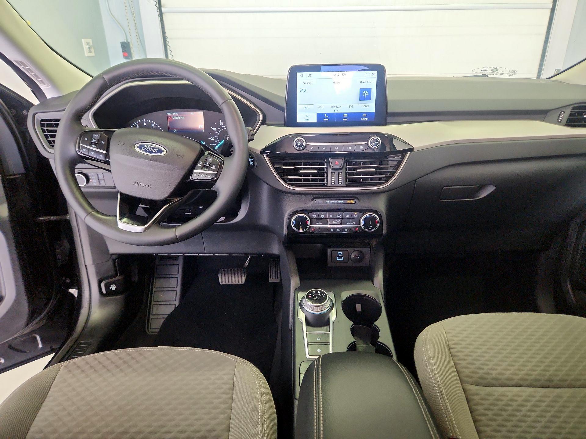 Thumbnail: 2022 Ford Escape - 9
