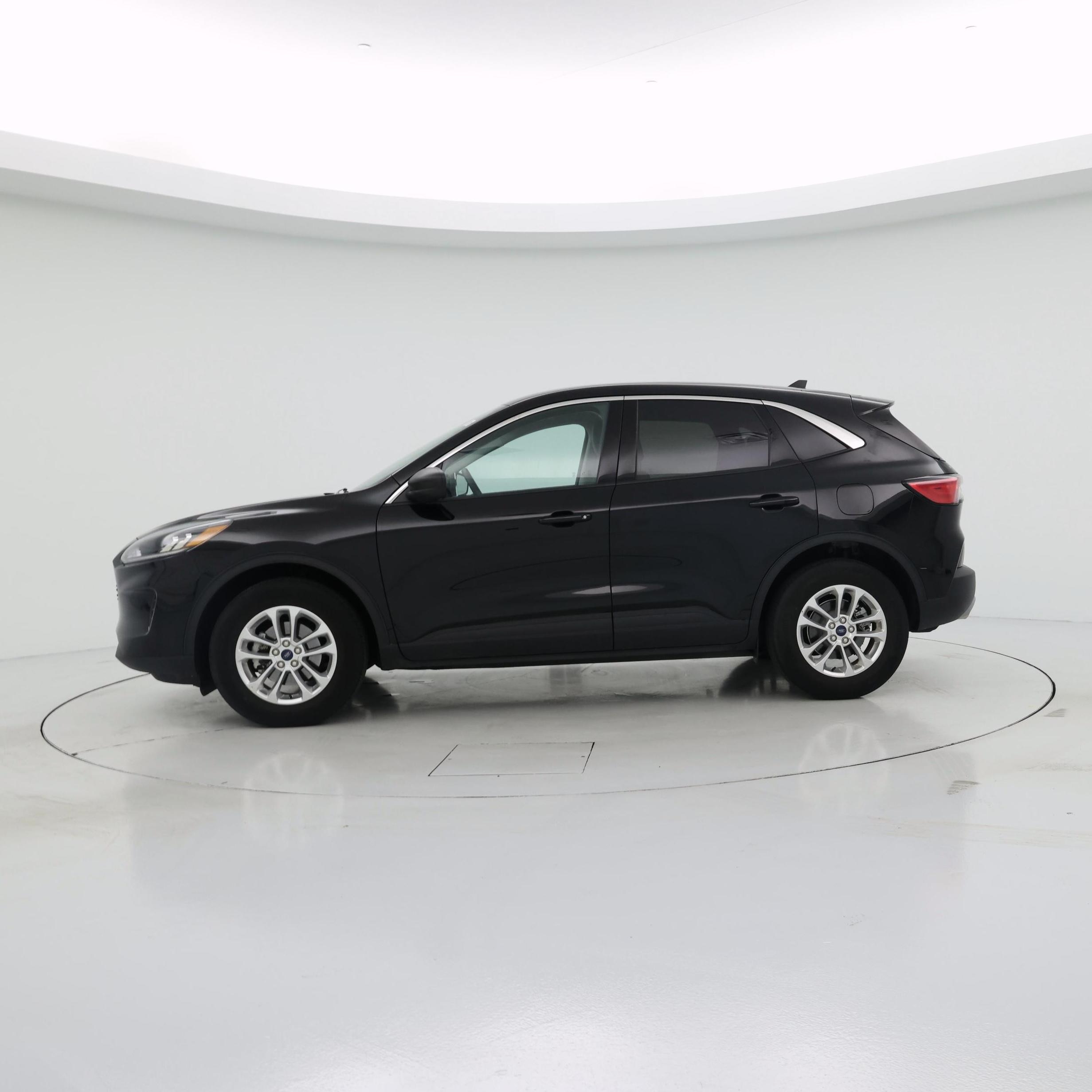 Thumbnail: 2022 Ford Escape - 3