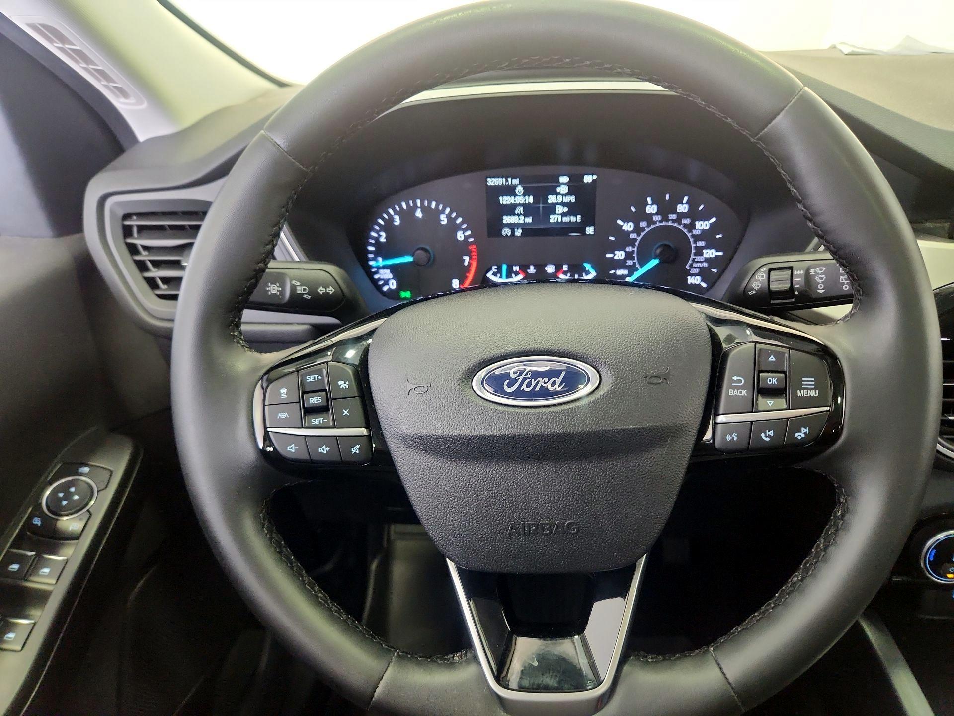 Thumbnail: 2022 Ford Escape - 10