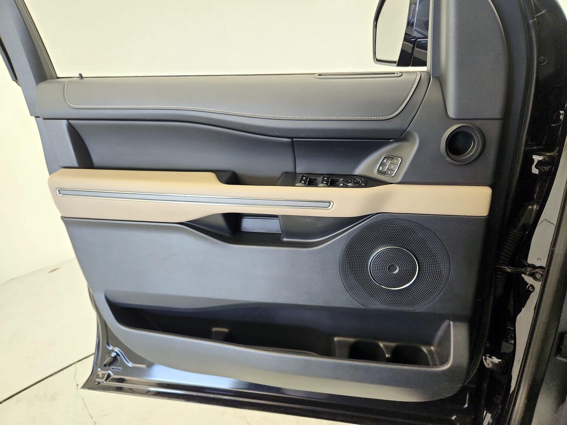 Thumbnail: 2024 Ford Expedition - 12