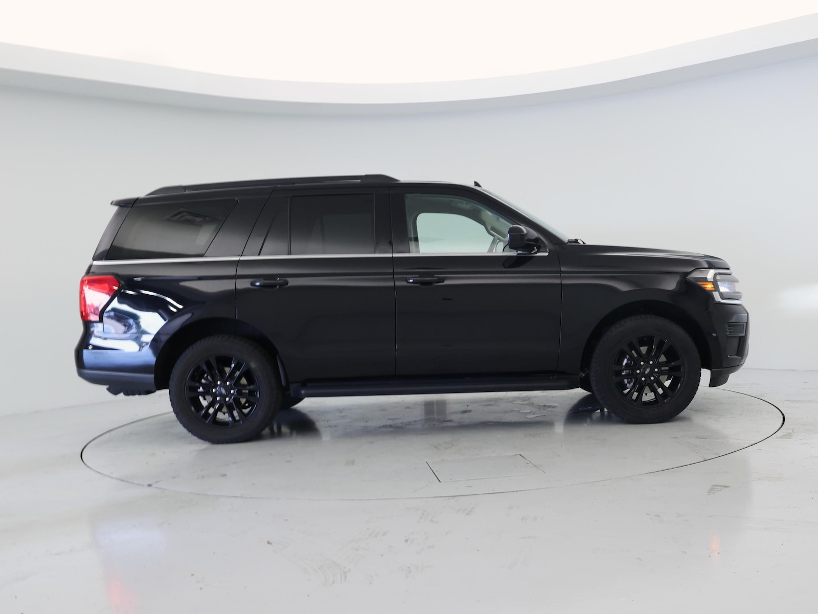 2024 Ford Expedition XLT - Photo 8