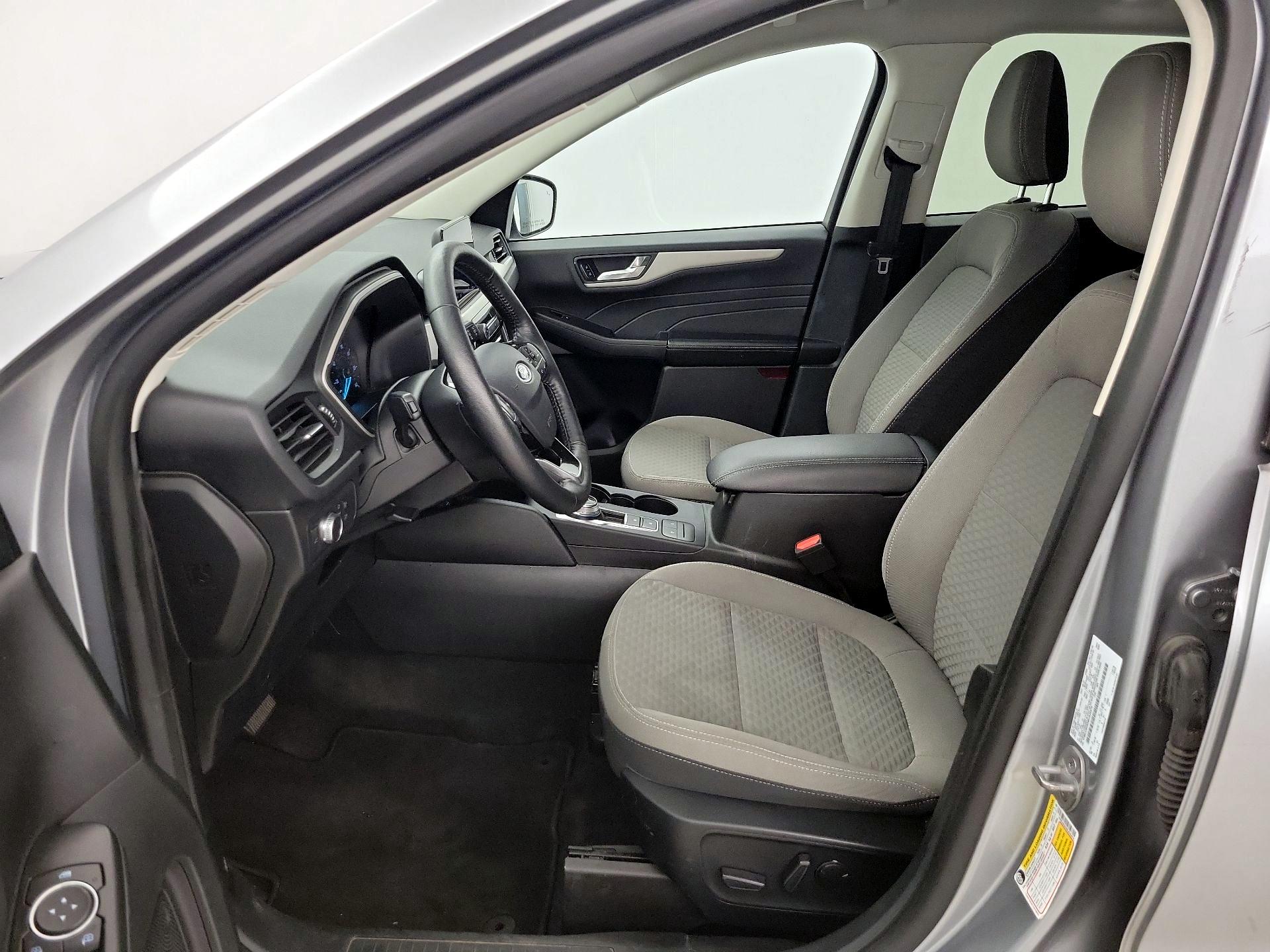 Thumbnail: 2021 Ford Escape - 11