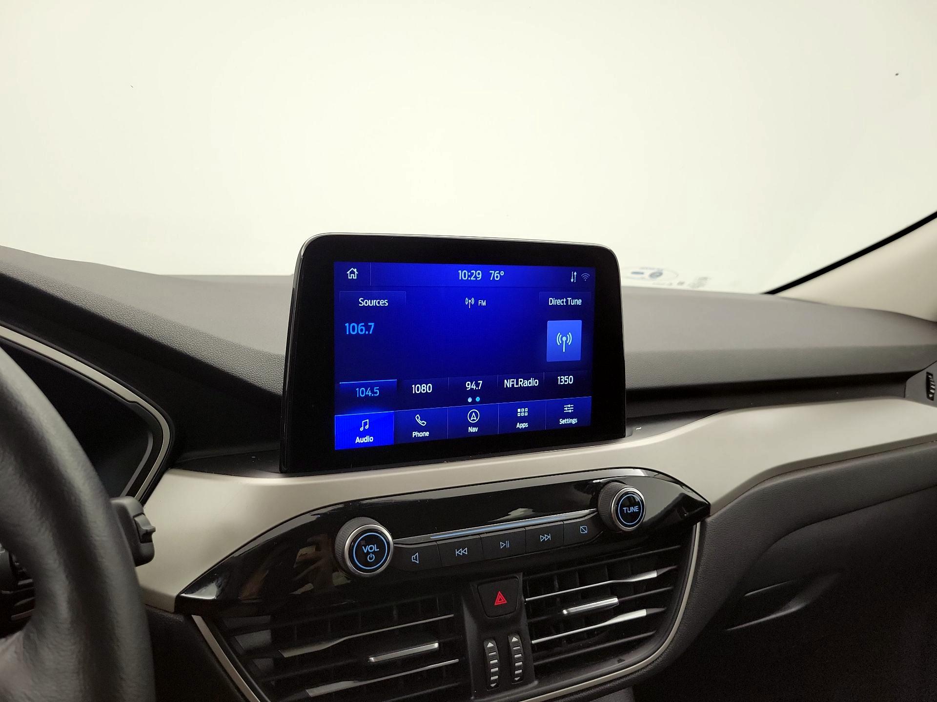 Thumbnail: 2021 Ford Escape - 16