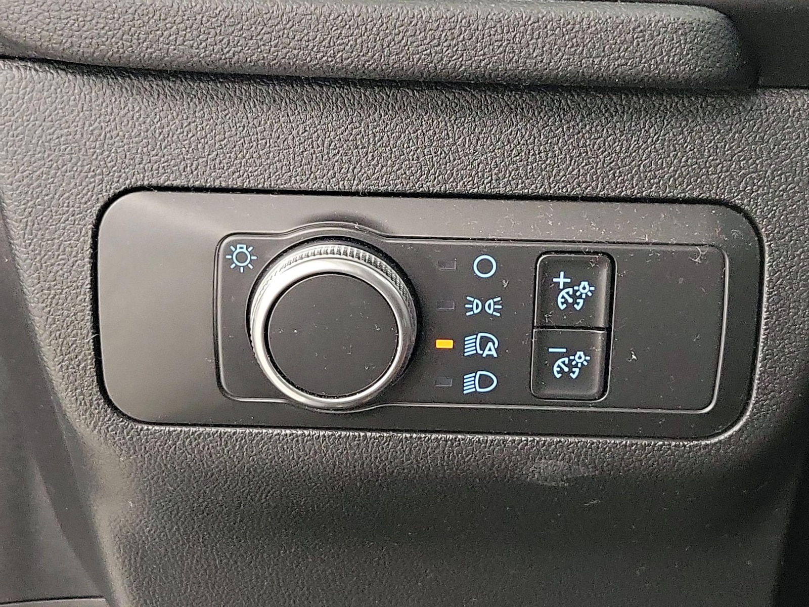 2020 Ford Escape SE - Photo 14