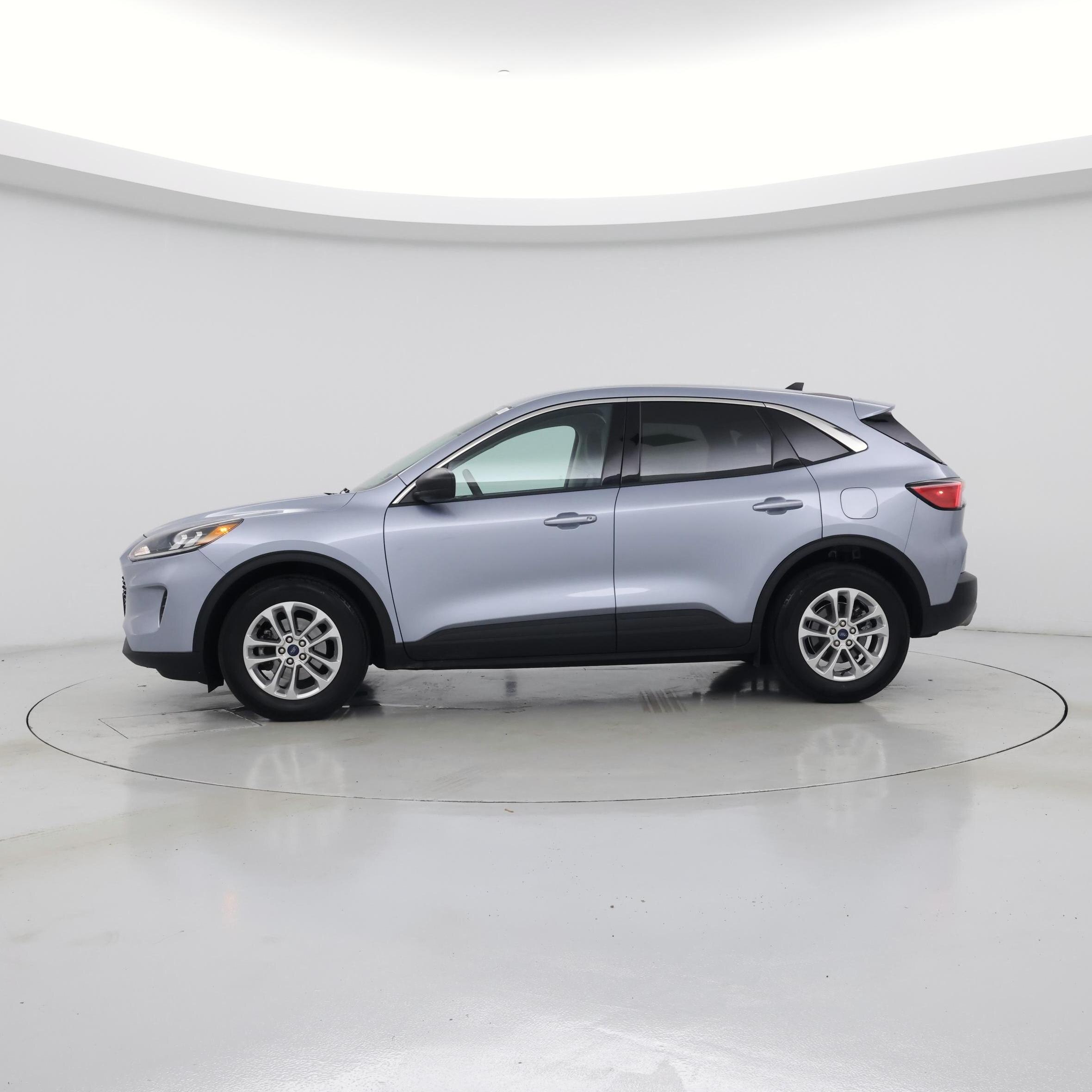 Thumbnail: 2022 Ford Escape - 3