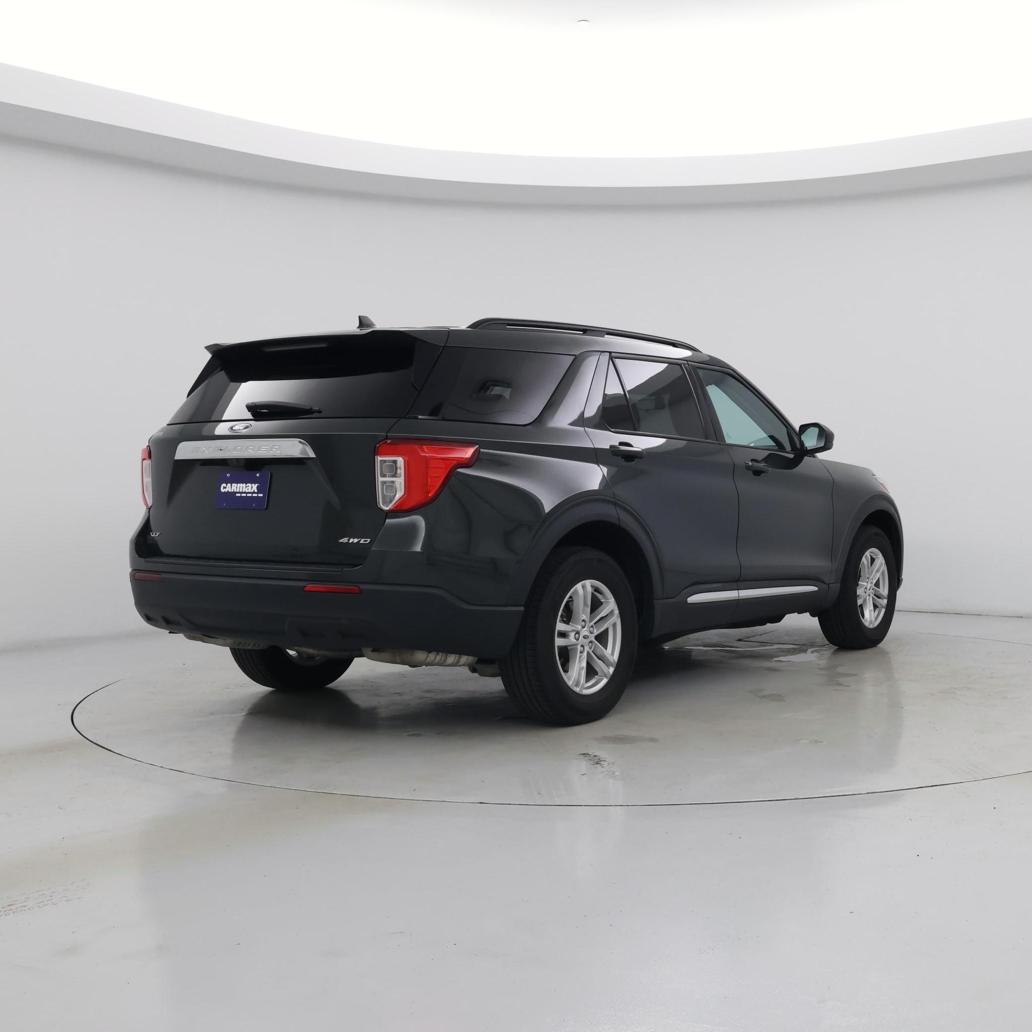 Thumbnail: 2023 Ford Explorer - 8