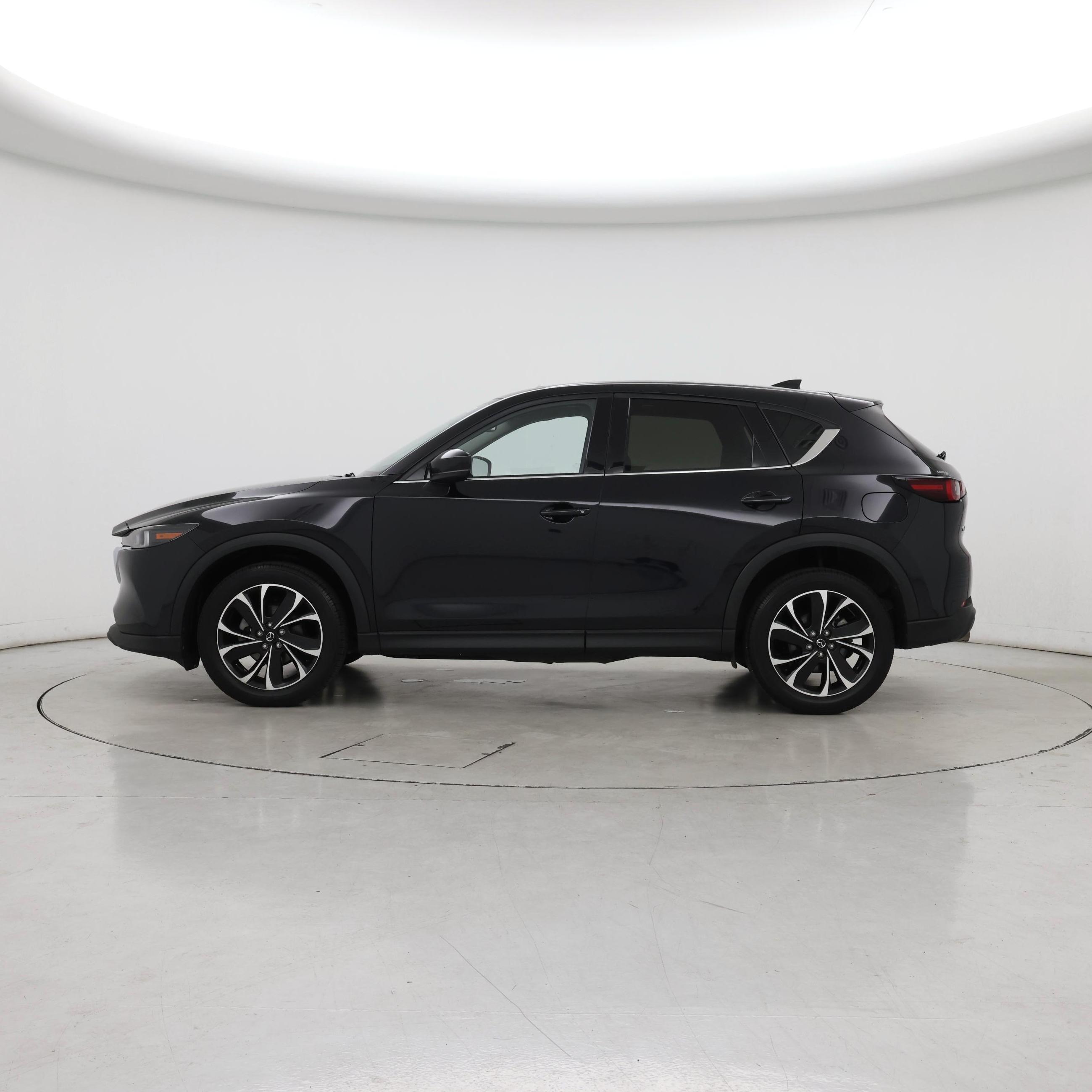 Thumbnail: 2022 Mazda CX-5 - 3
