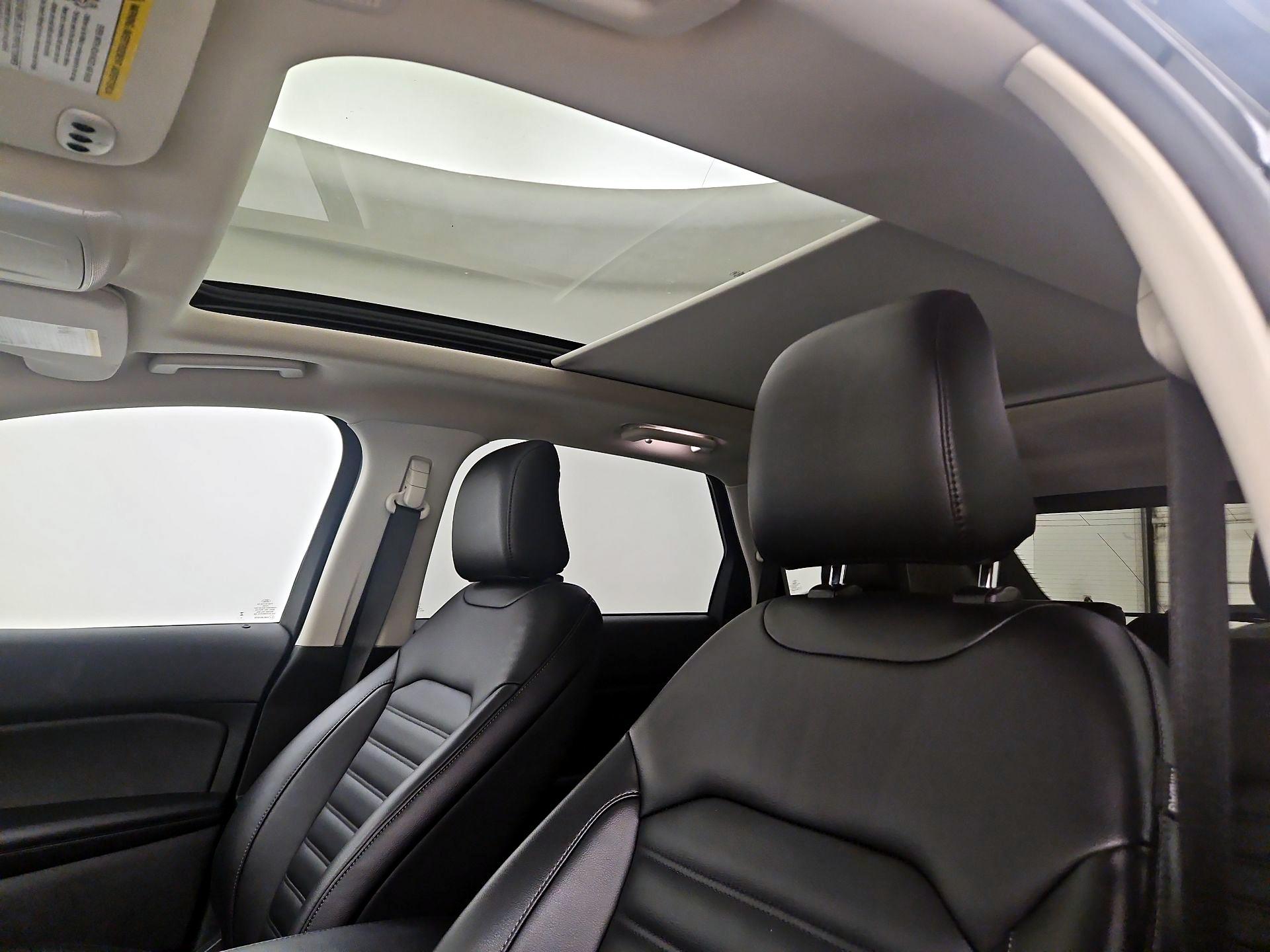 Thumbnail: 2022 Ford Edge - 19