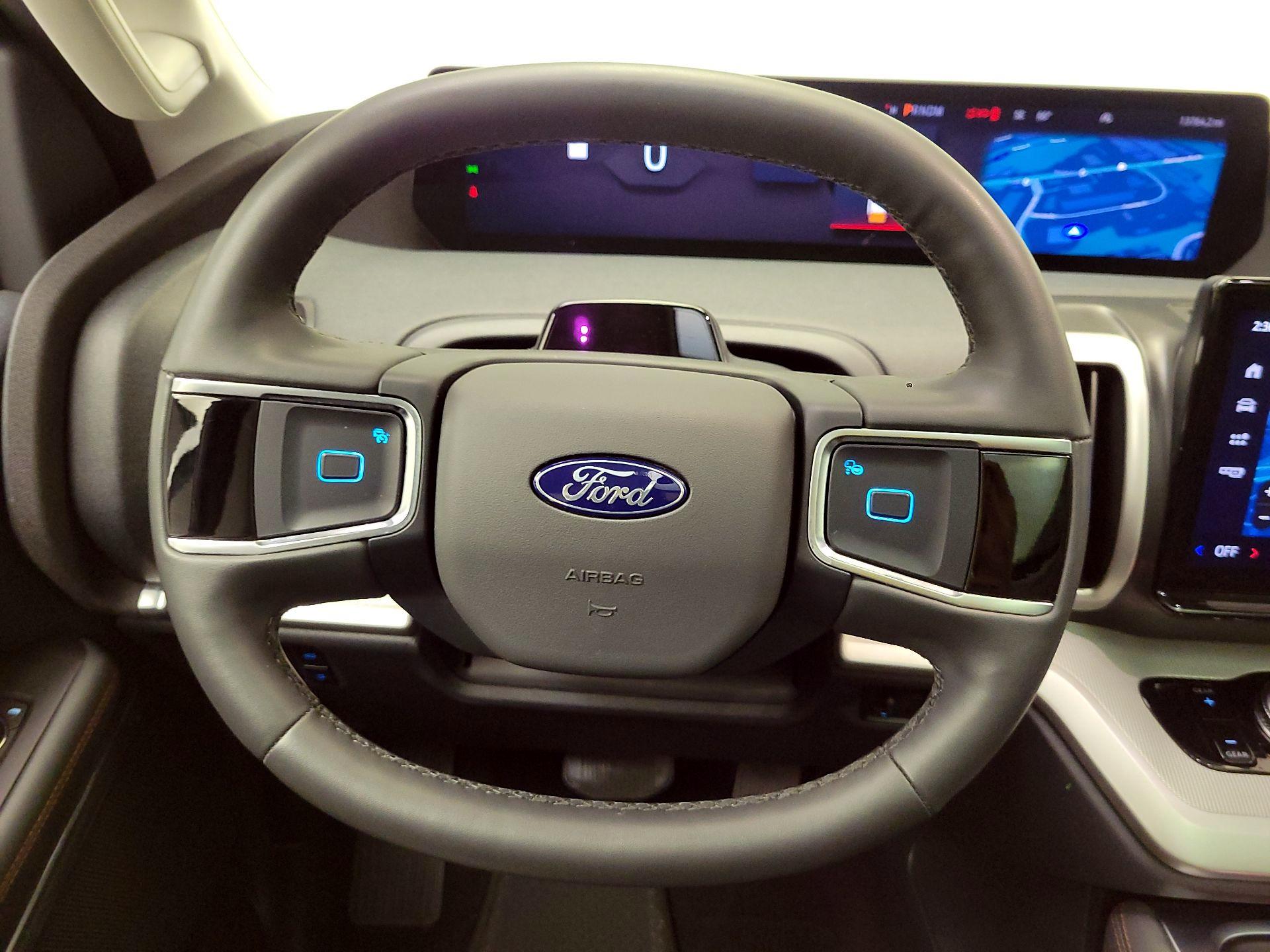 Thumbnail: 2025 Ford Expedition - 10