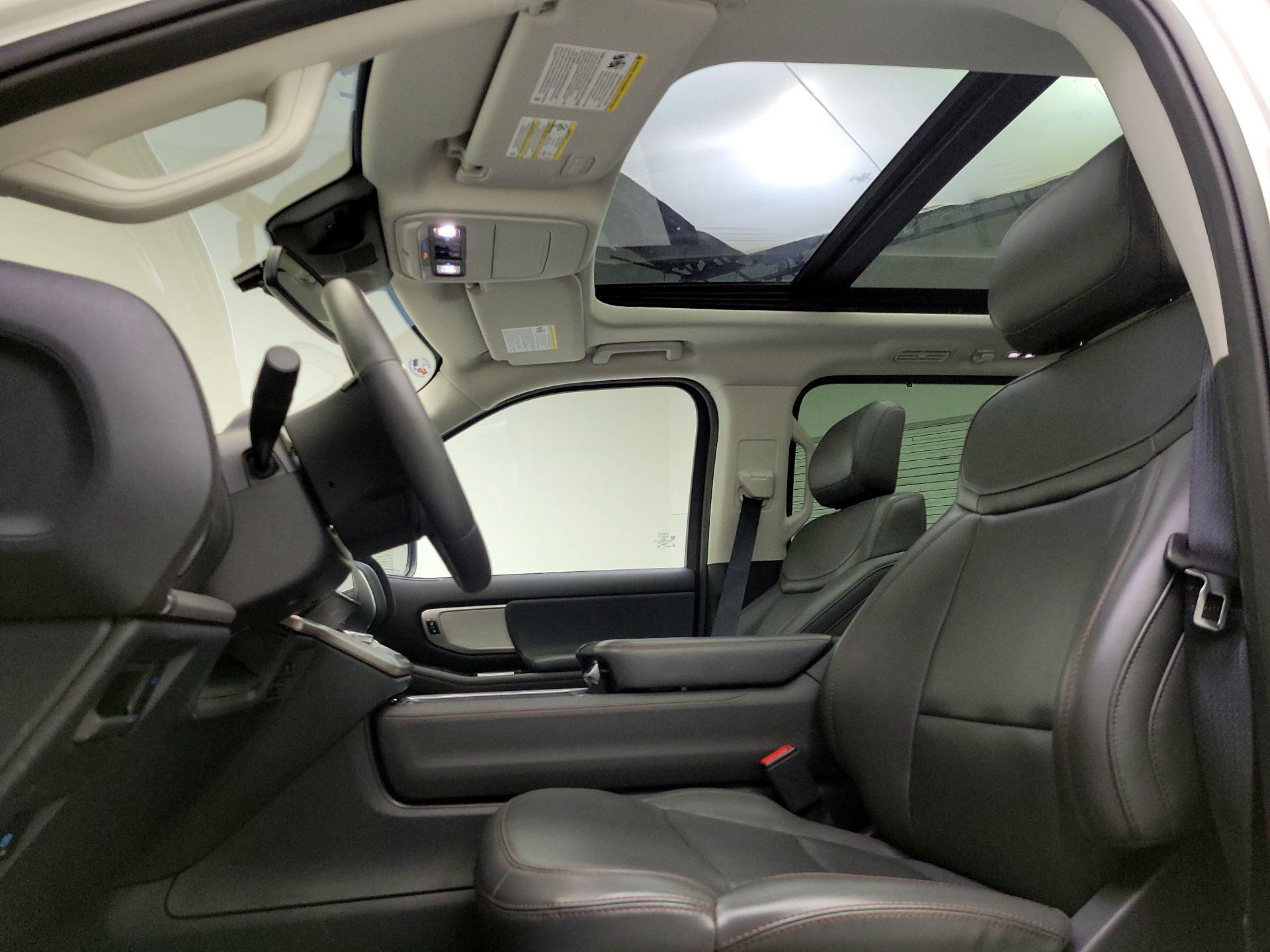 Thumbnail: 2025 Ford Expedition - 19