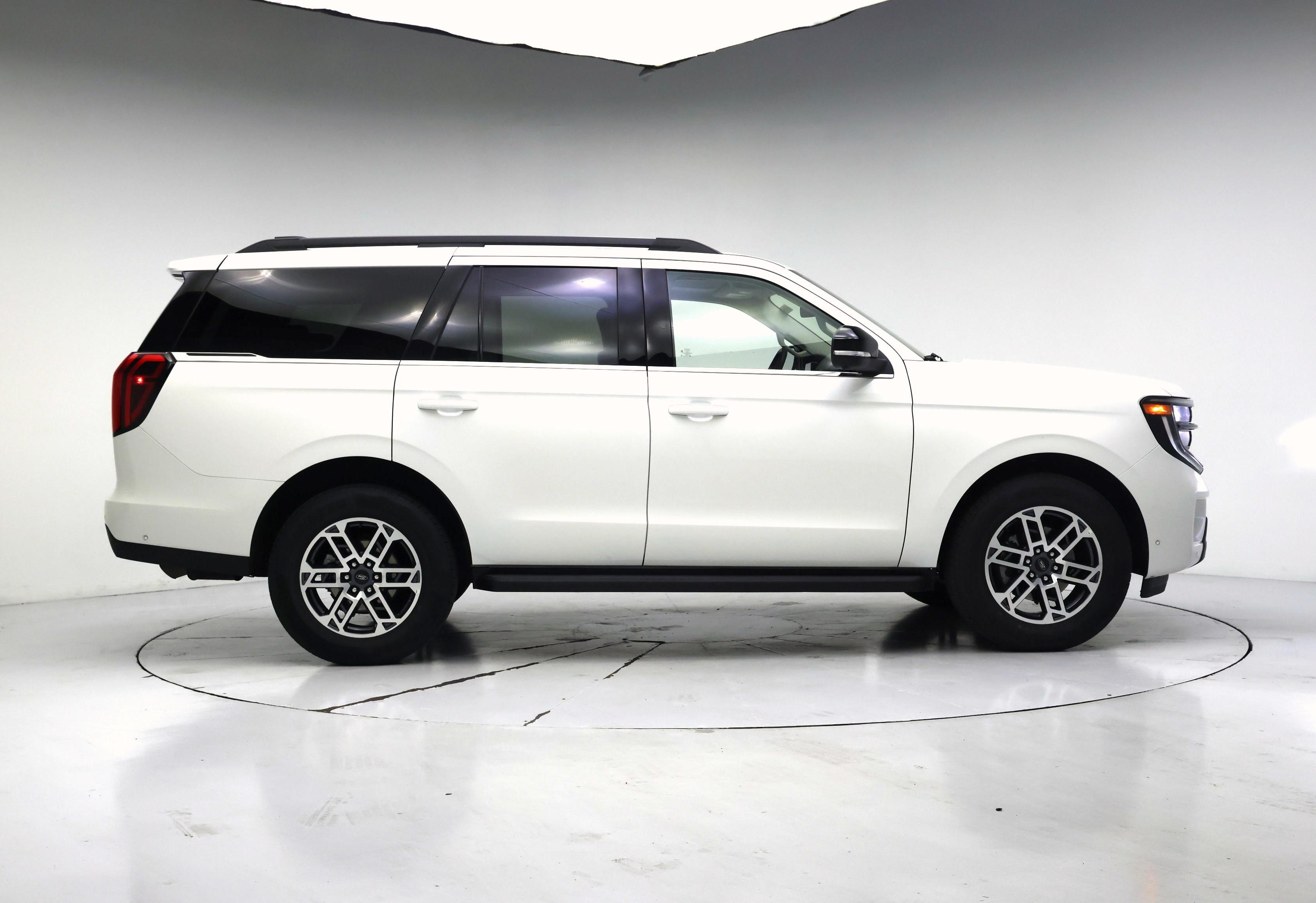 Thumbnail: 2025 Ford Expedition - 7