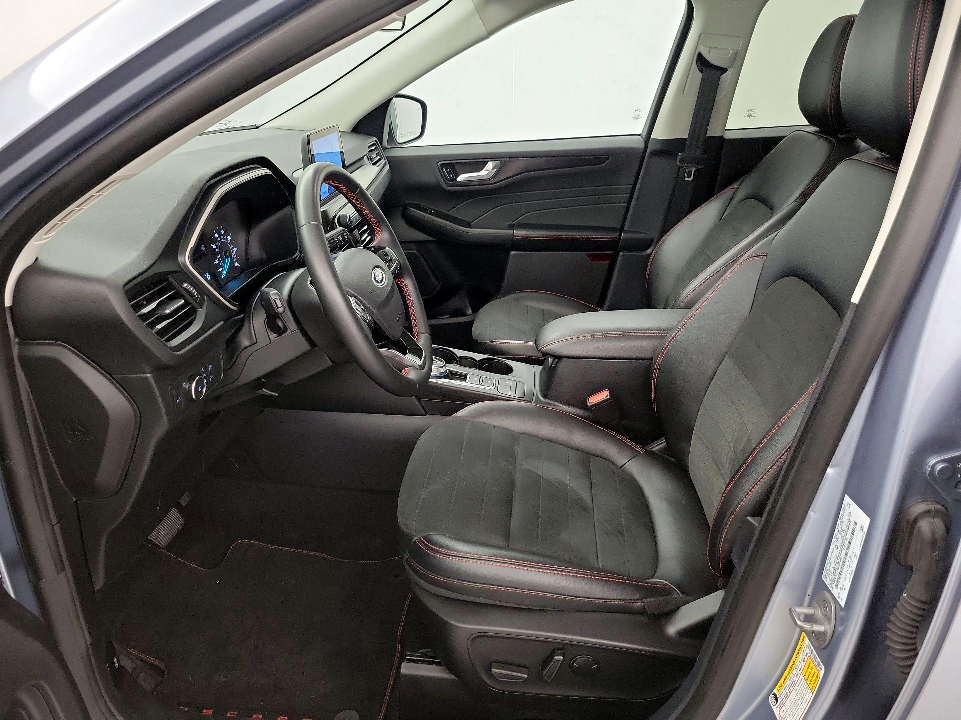 Thumbnail: 2022 Ford Escape - 11