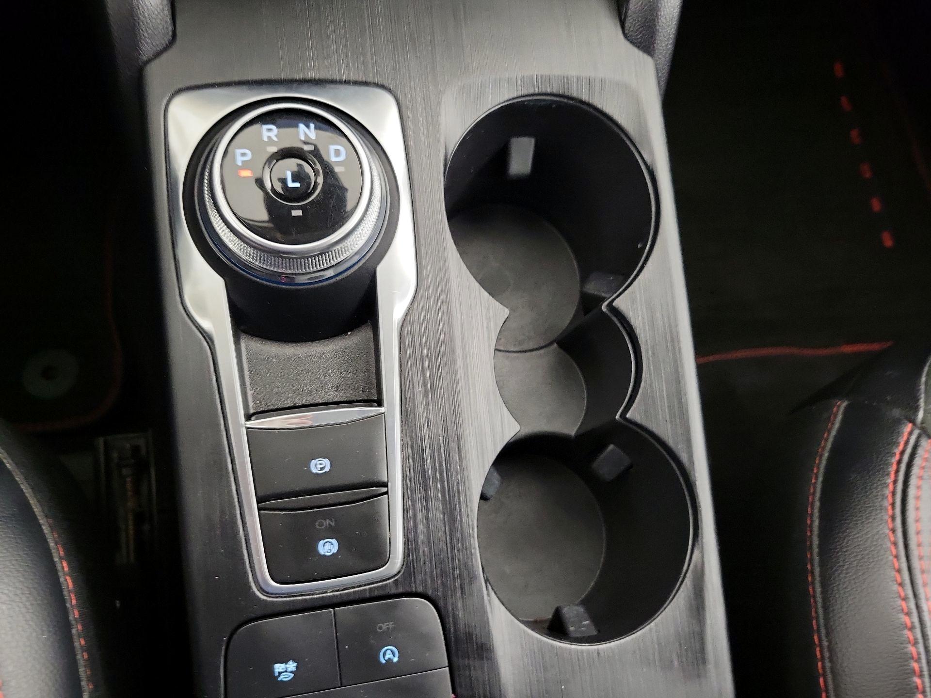 Thumbnail: 2022 Ford Escape - 18