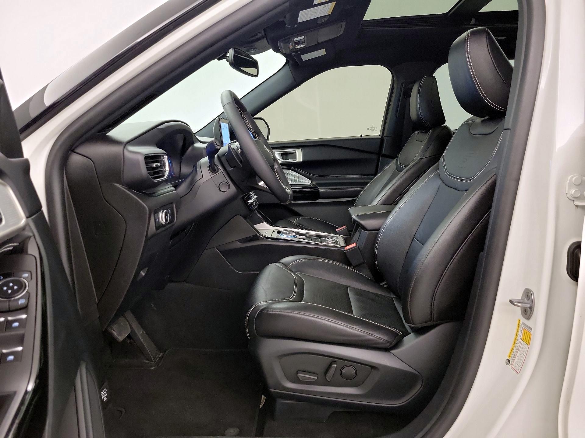 Thumbnail: 2022 Ford Explorer - 11