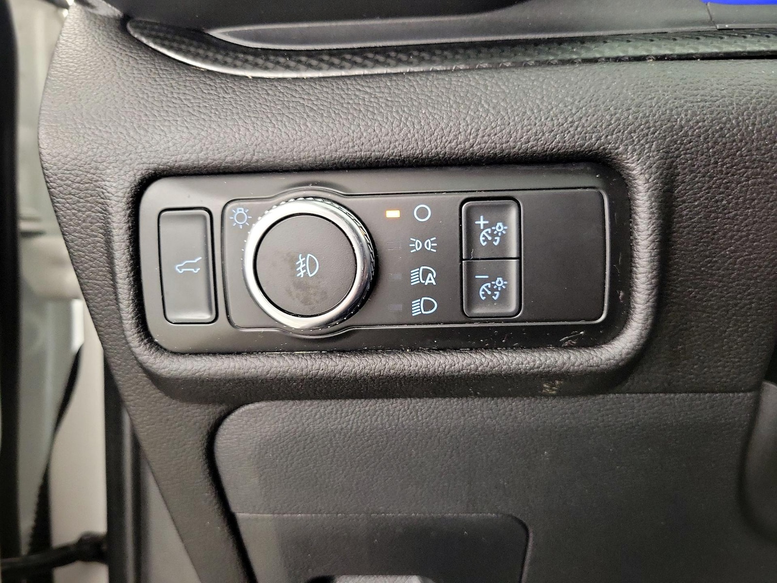 2022 Ford Explorer ST - Photo 14
